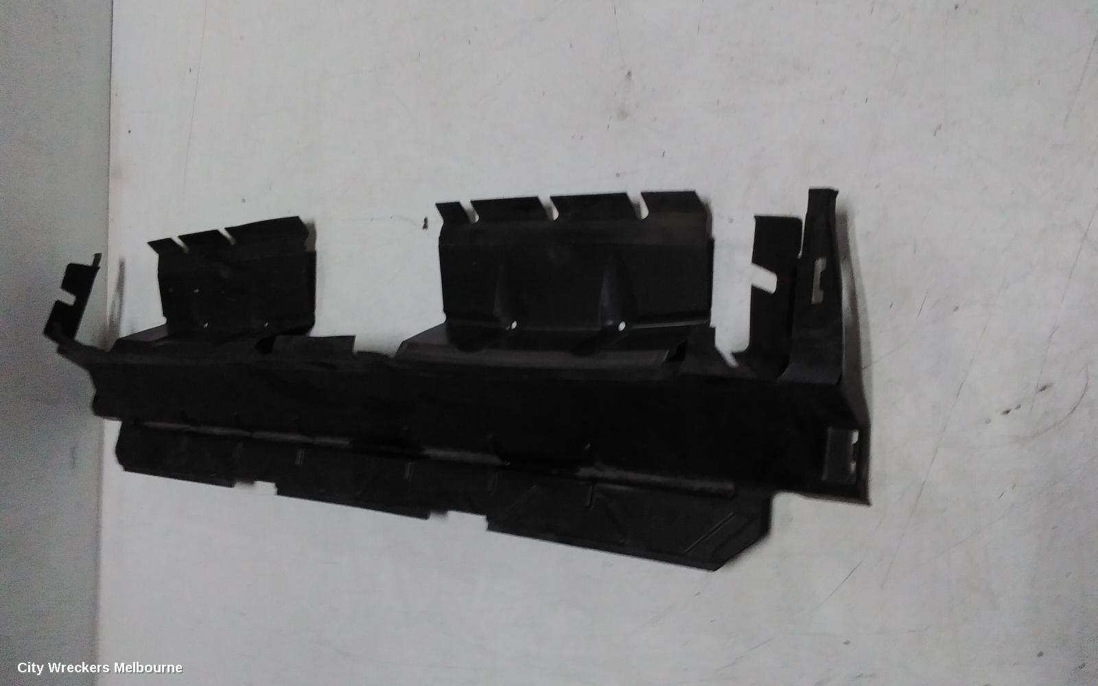 AUDI Q7, 4M, 07/2015 ONWARDS, AIR GUIDE FRONT: 145127
