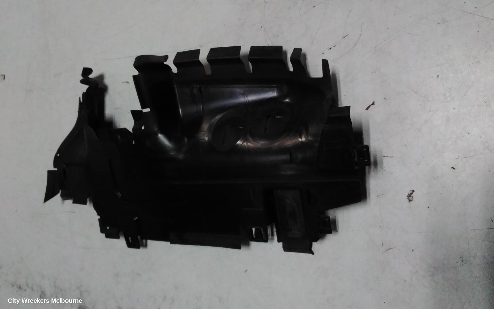 AUDI Q7, 4M, 07/2015 ONWARDS, AIR GUIDE FRONT: 145127