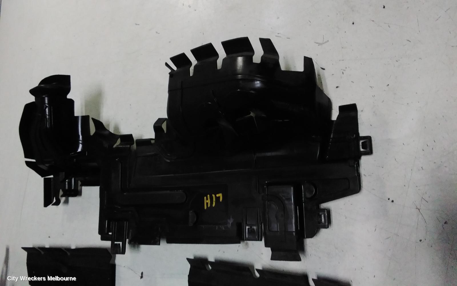 AUDI Q7, 4M, 07/2015 ONWARDS, AIR GUIDE FRONT: 145127