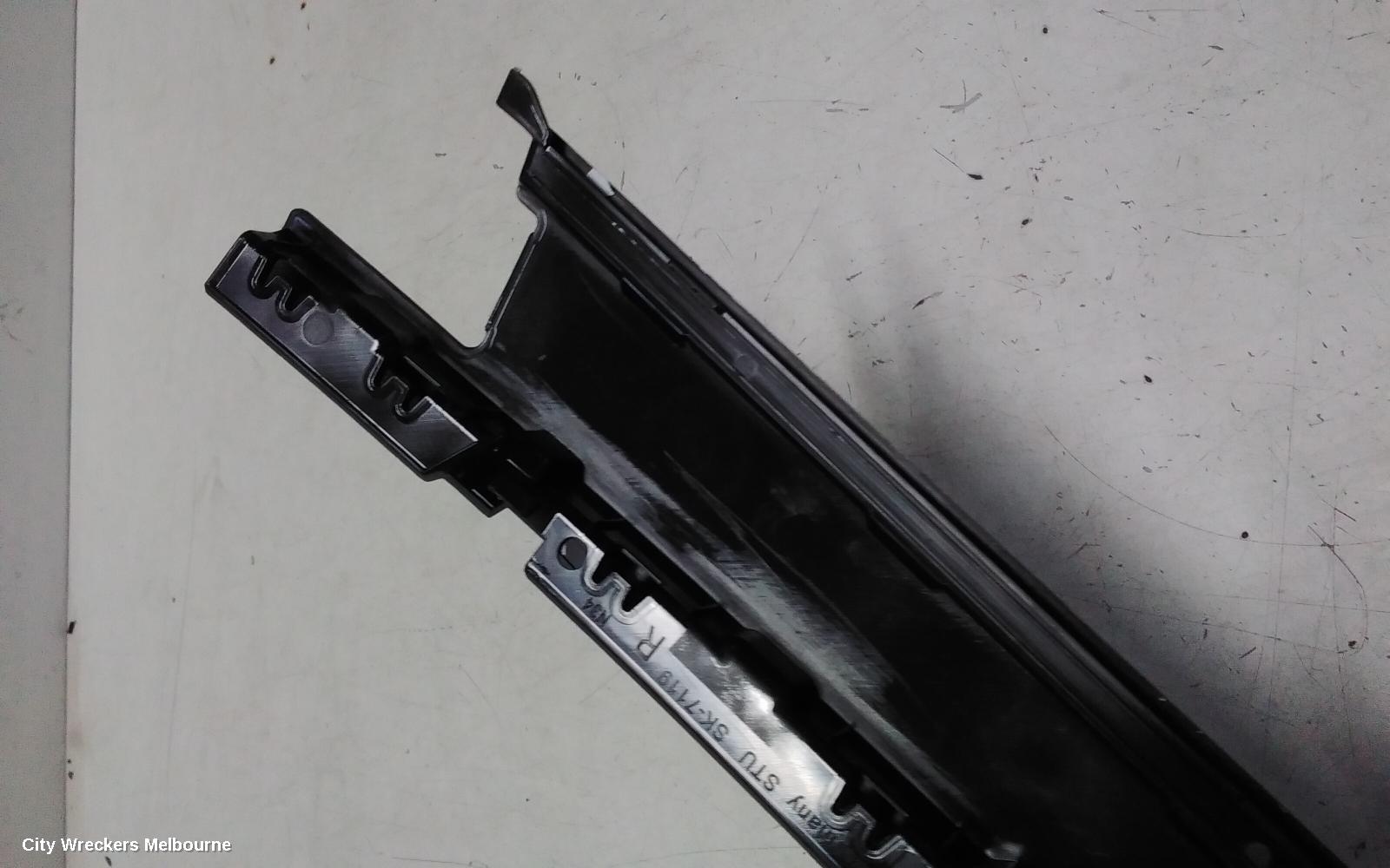 VOLKSWAGEN GOLF, GEN 8, 09/2020 ONWARDS, 5H4839902B DOOR TRIM PANEL : 145135