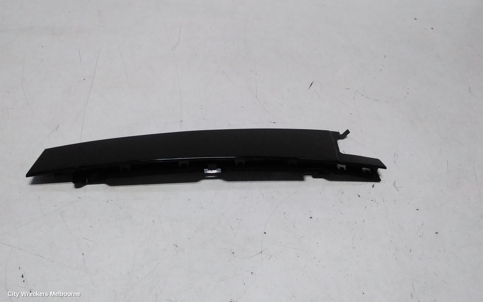 VOLKSWAGEN GOLF, GEN 8, 09/2020 ONWARDS, 5H4839902B DOOR TRIM PANEL : 145135