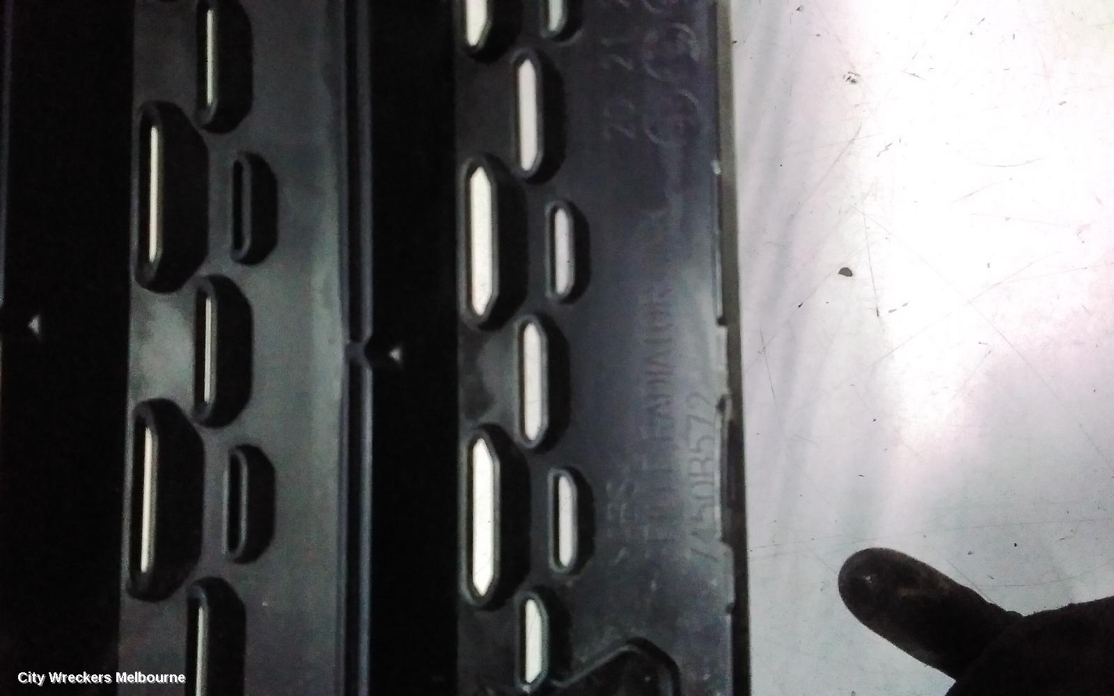 MITSUBISHI ECLIPSE CROSS GRILLE, RADIATOR GRILLE (UPPER), HIGH GLOSS BLACK, YB, 10/2020 ONWARDS