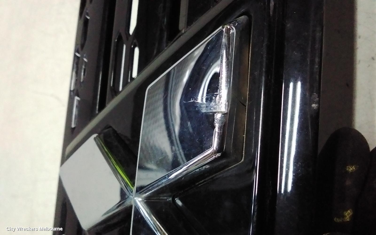 MITSUBISHI ECLIPSE CROSS GRILLE, RADIATOR GRILLE (UPPER), HIGH GLOSS BLACK, YB, 10/2020 ONWARDS