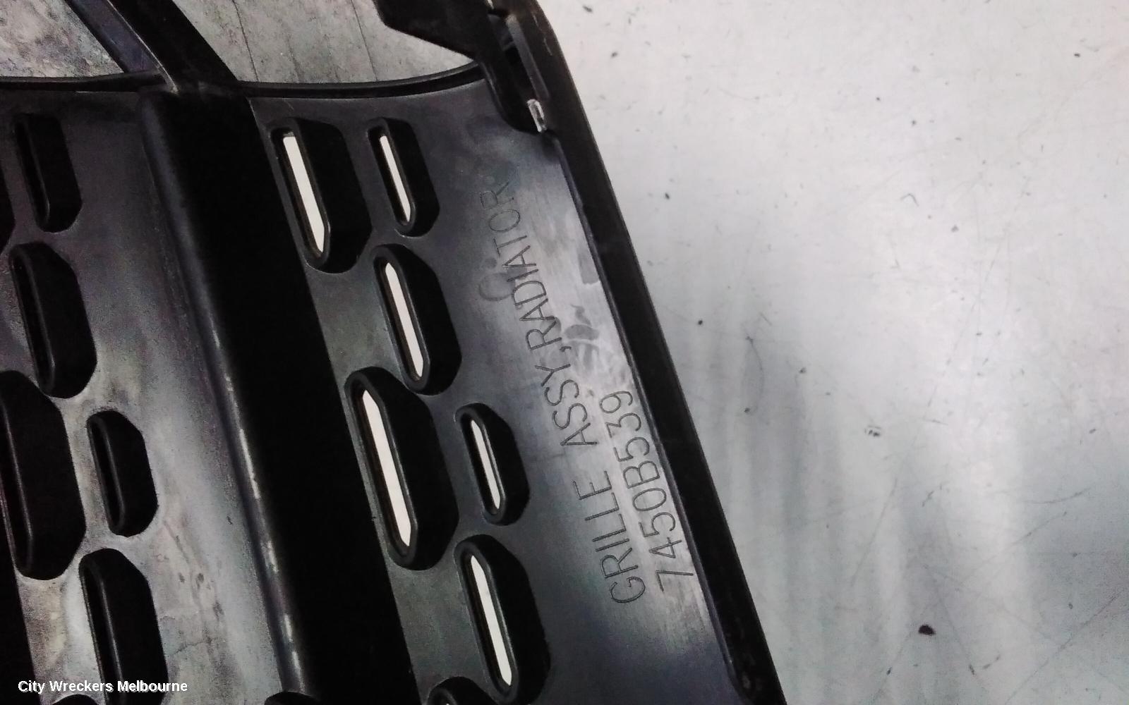 MITSUBISHI ECLIPSE CROSS GRILLE, RADIATOR GRILLE (UPPER), HIGH GLOSS BLACK, YB, 10/2020 ONWARDS