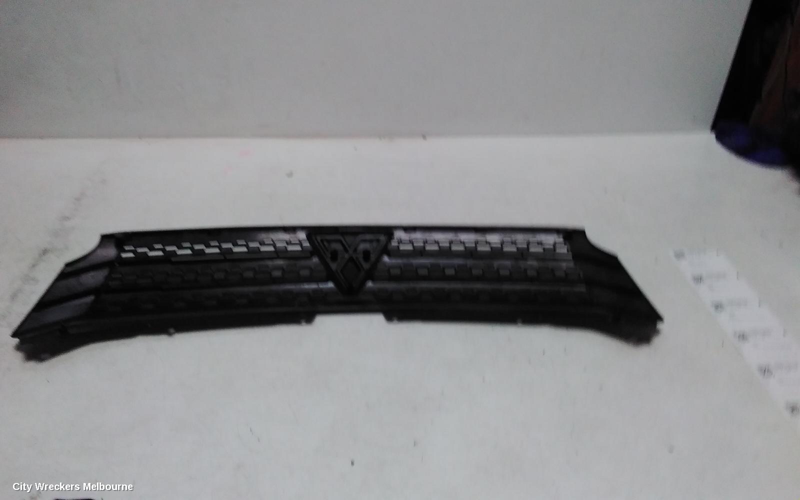 MITSUBISHI ECLIPSE CROSS GRILLE, RADIATOR GRILLE (UPPER), HIGH GLOSS BLACK, YB, 10/2020 ONWARDS