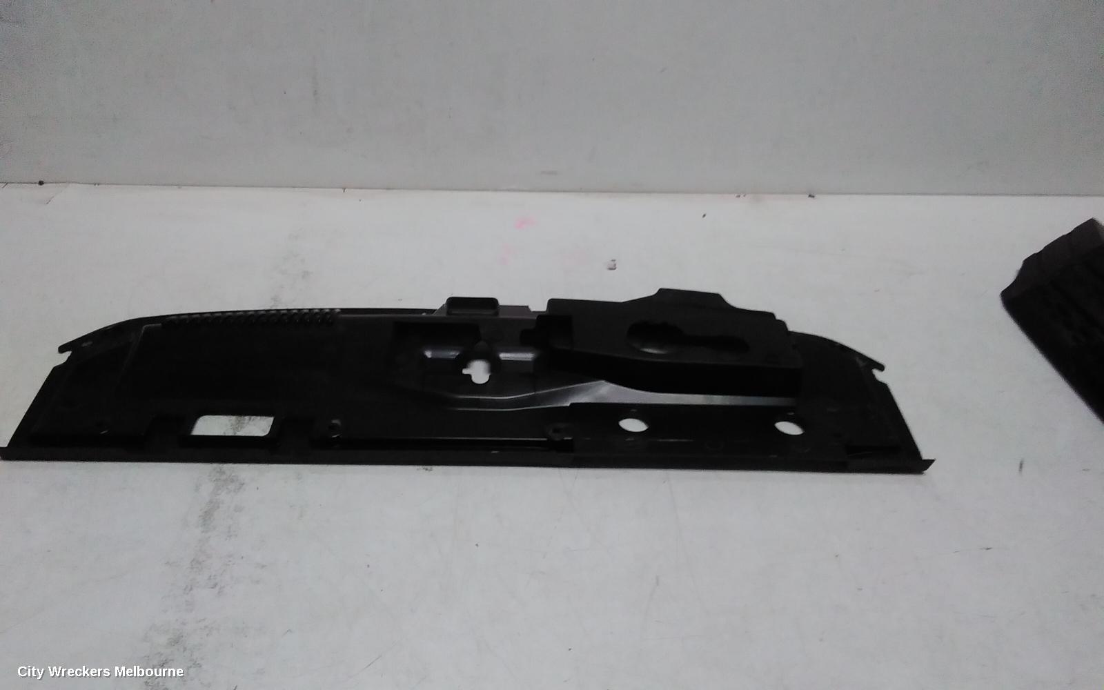 MITSUBISHI ECLIPSE CROSS GRILLE, BONNET CATCH COVER, YB, 10/2020 ONWARDS