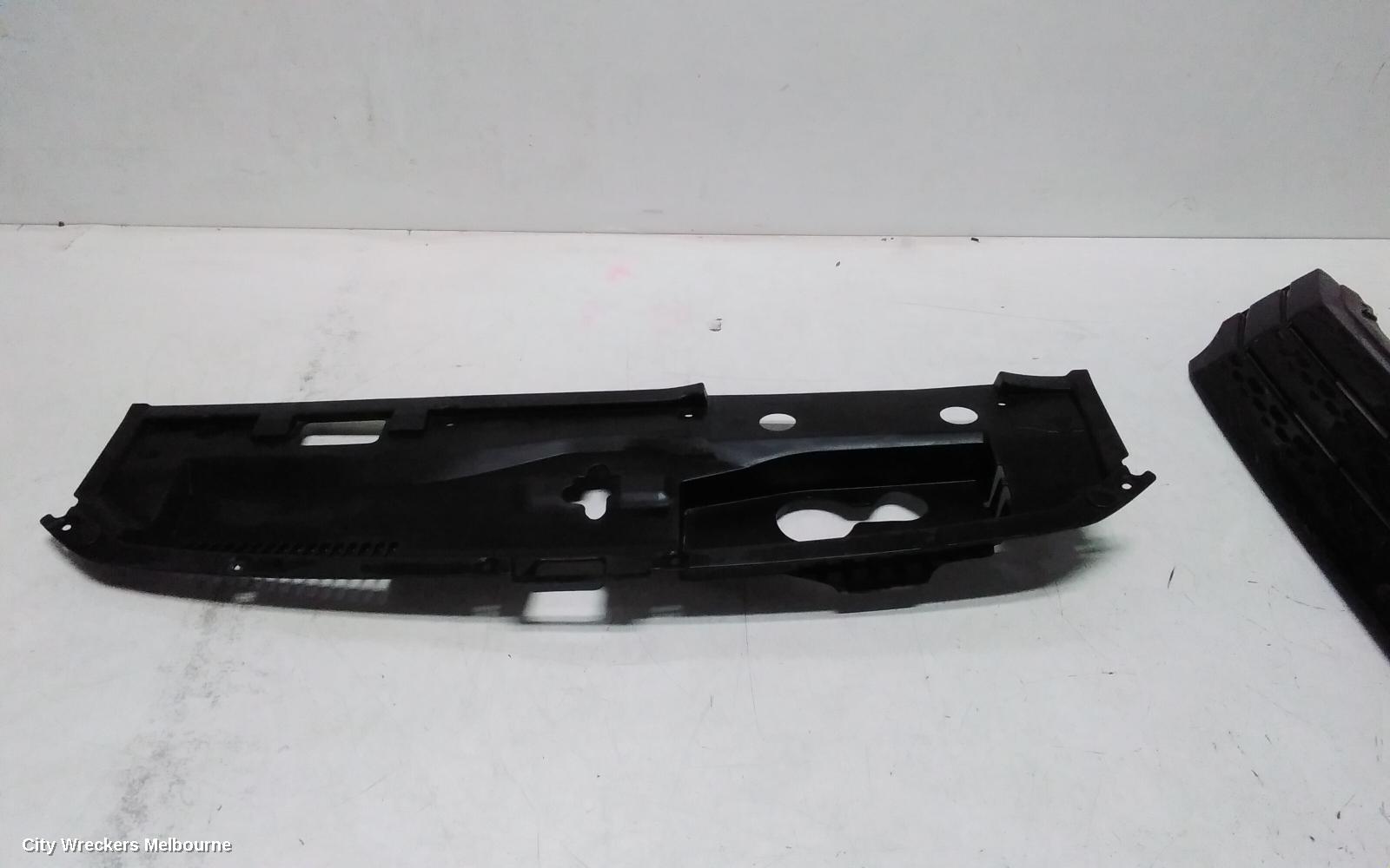 MITSUBISHI ECLIPSE CROSS GRILLE, BONNET CATCH COVER, YB, 10/2020 ONWARDS