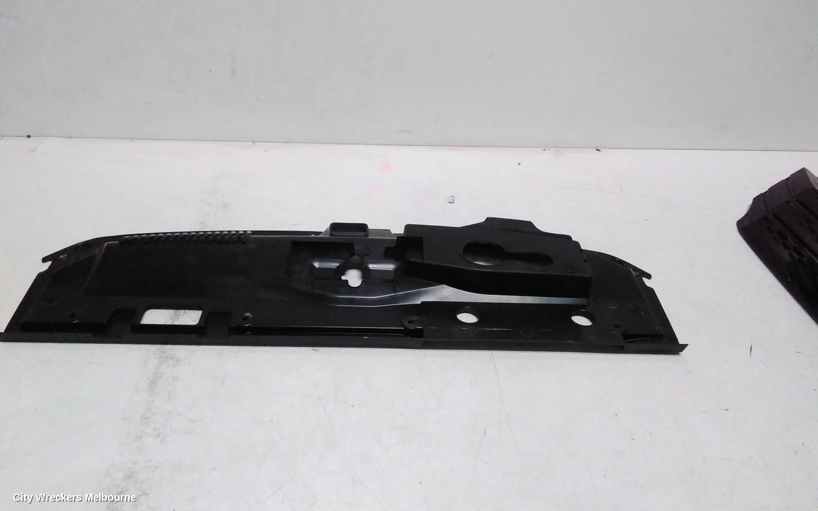 MITSUBISHI ECLIPSE CROSS GRILLE, BONNET CATCH COVER, YB, 10/2020 ONWARDS