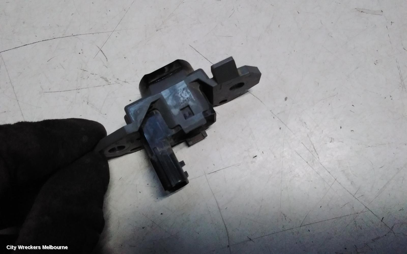 MITSUBISHI ECLIPSE CROSS, GEN 1, PARK SENSOR SWITCH, 11/2017 ONWARDS, LH CENTRE : 145173