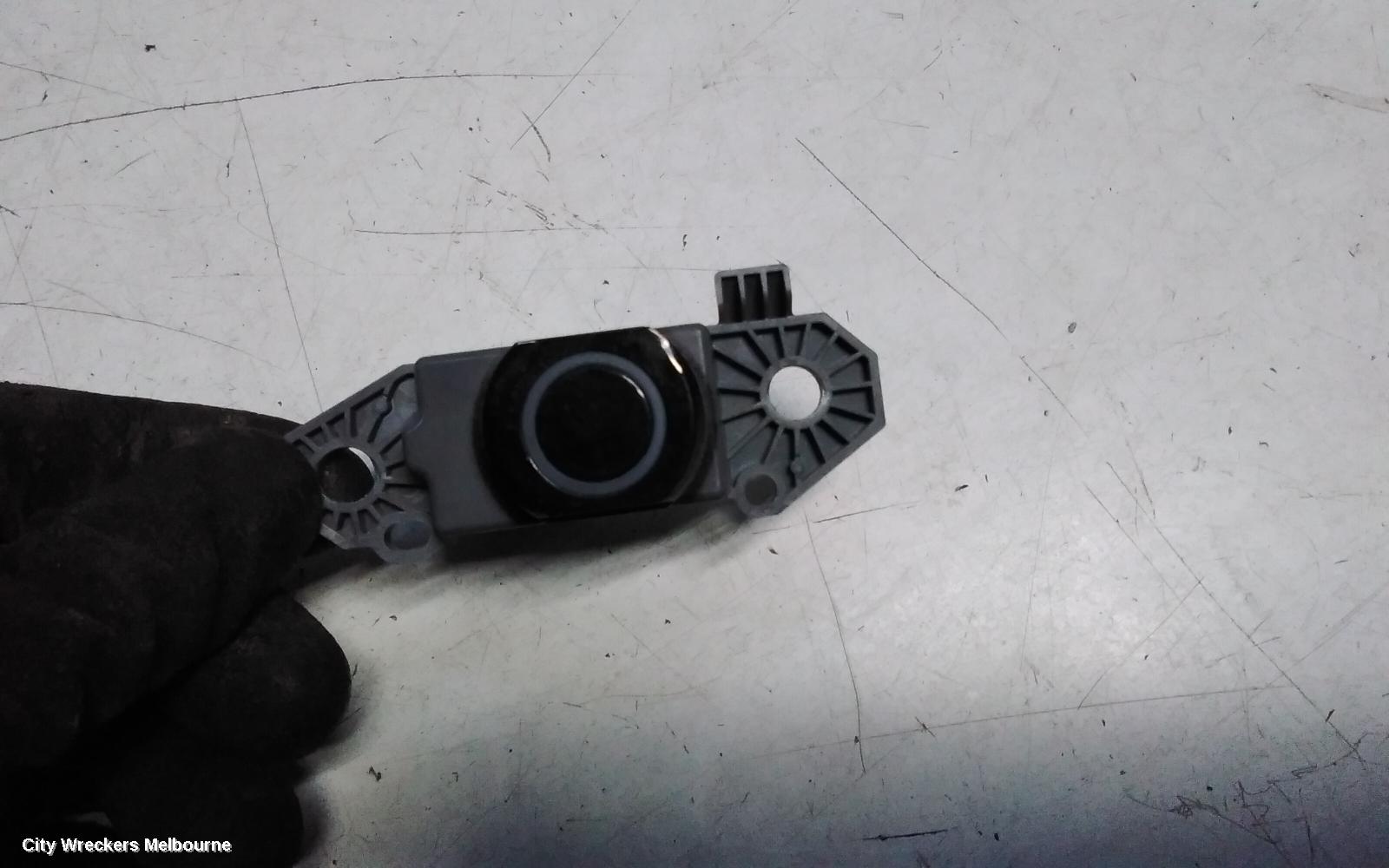 MITSUBISHI ECLIPSE CROSS, GEN 1, PARK SENSOR SWITCH, 11/2017 ONWARDS, RH CENTRE : 145174