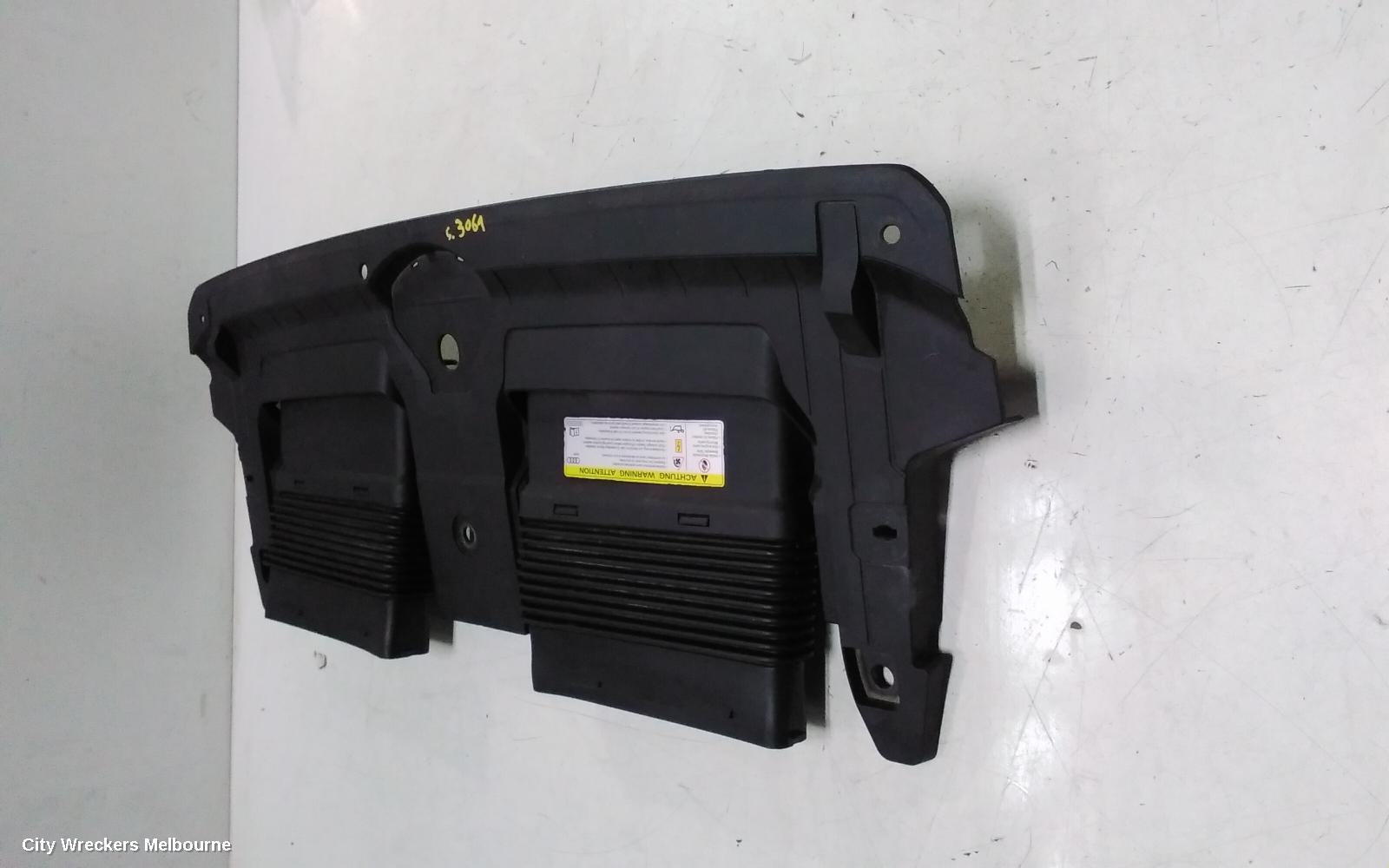 AUDI Q7 AIR CLEANER DUCT/HOS, 4M, 07/2015 ONWARDS