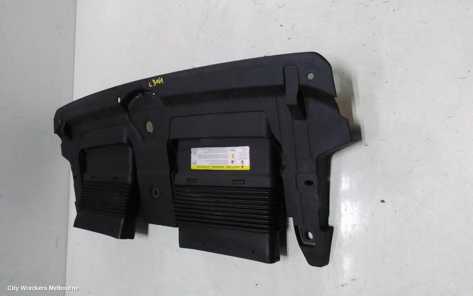 AUDI Q7 AIR CLEANER DUCT/HOS, 4M, 07/2015 ONWARDS