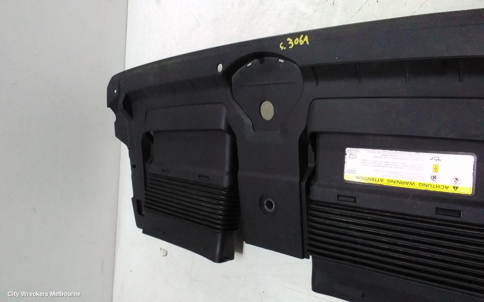 AUDI Q7 AIR CLEANER DUCT/HOS, 4M, 07/2015 ONWARDS