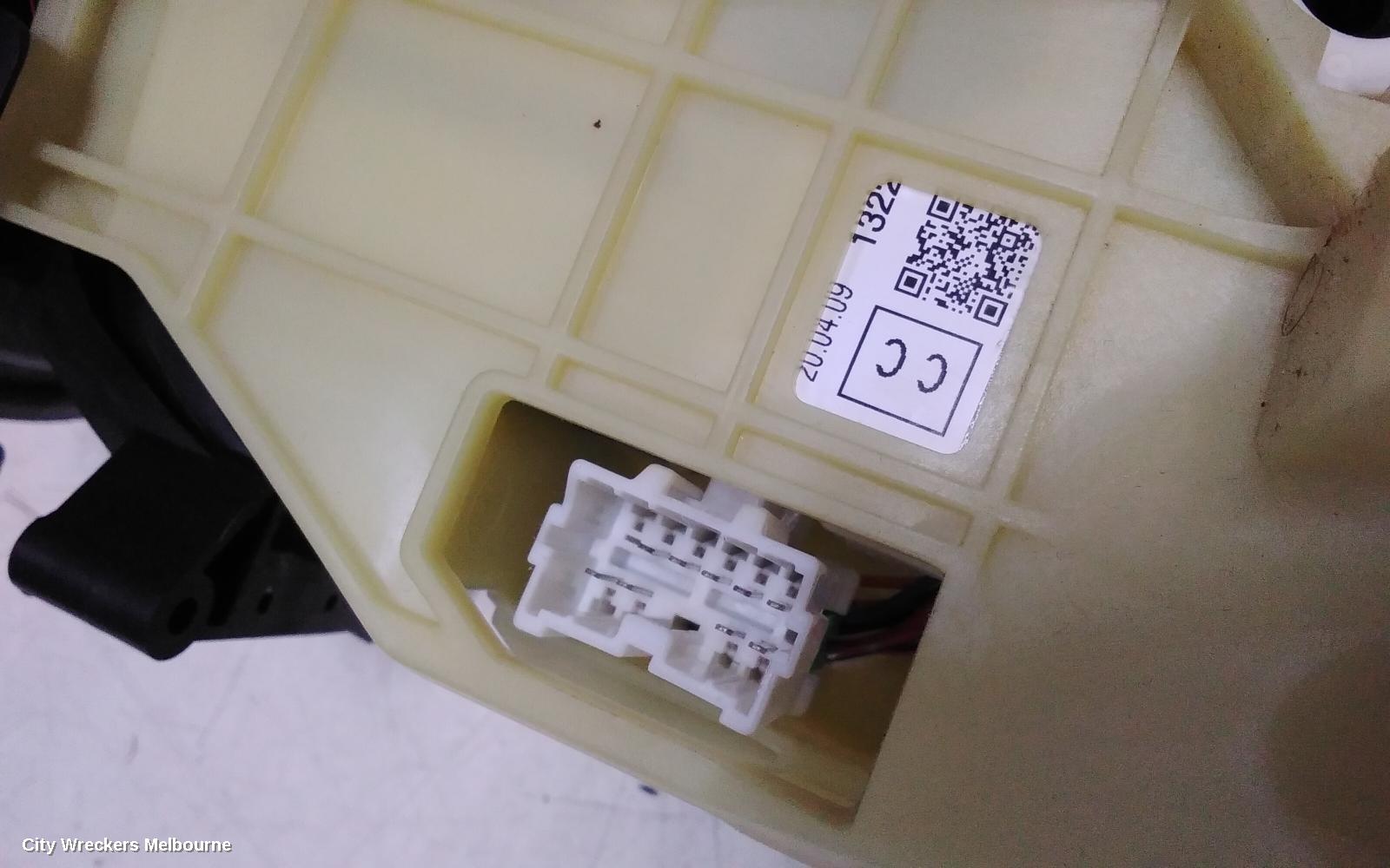 MITSUBISHI OUTLANDER GEAR STICK/SHIFTER, GEAR SHIFTER, AUTO T/M, NON HYBRID TYPE, ZK, 01/2015 - 07/2021
