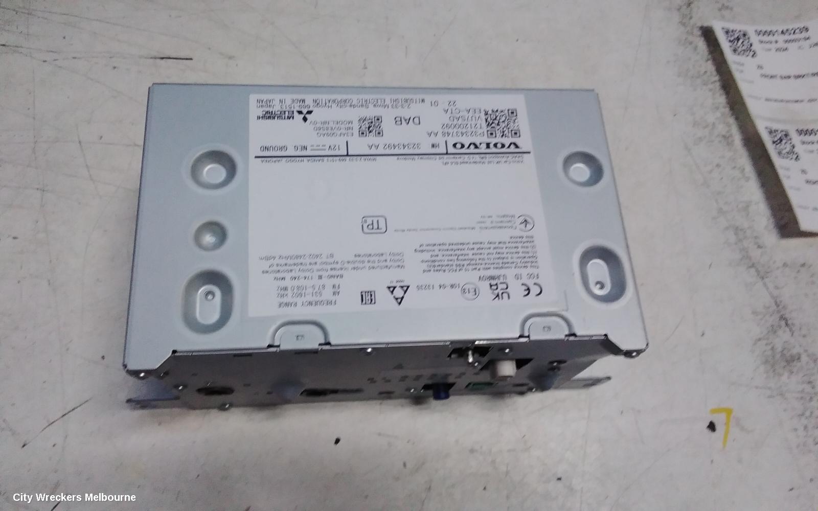 VOLVO XC40 RADIO/CD/DVD/SAT/TV, HEAD UNIT, W/ SAT NAV TYPE, HARMAN KARDON, 02/2018 - 05/2022