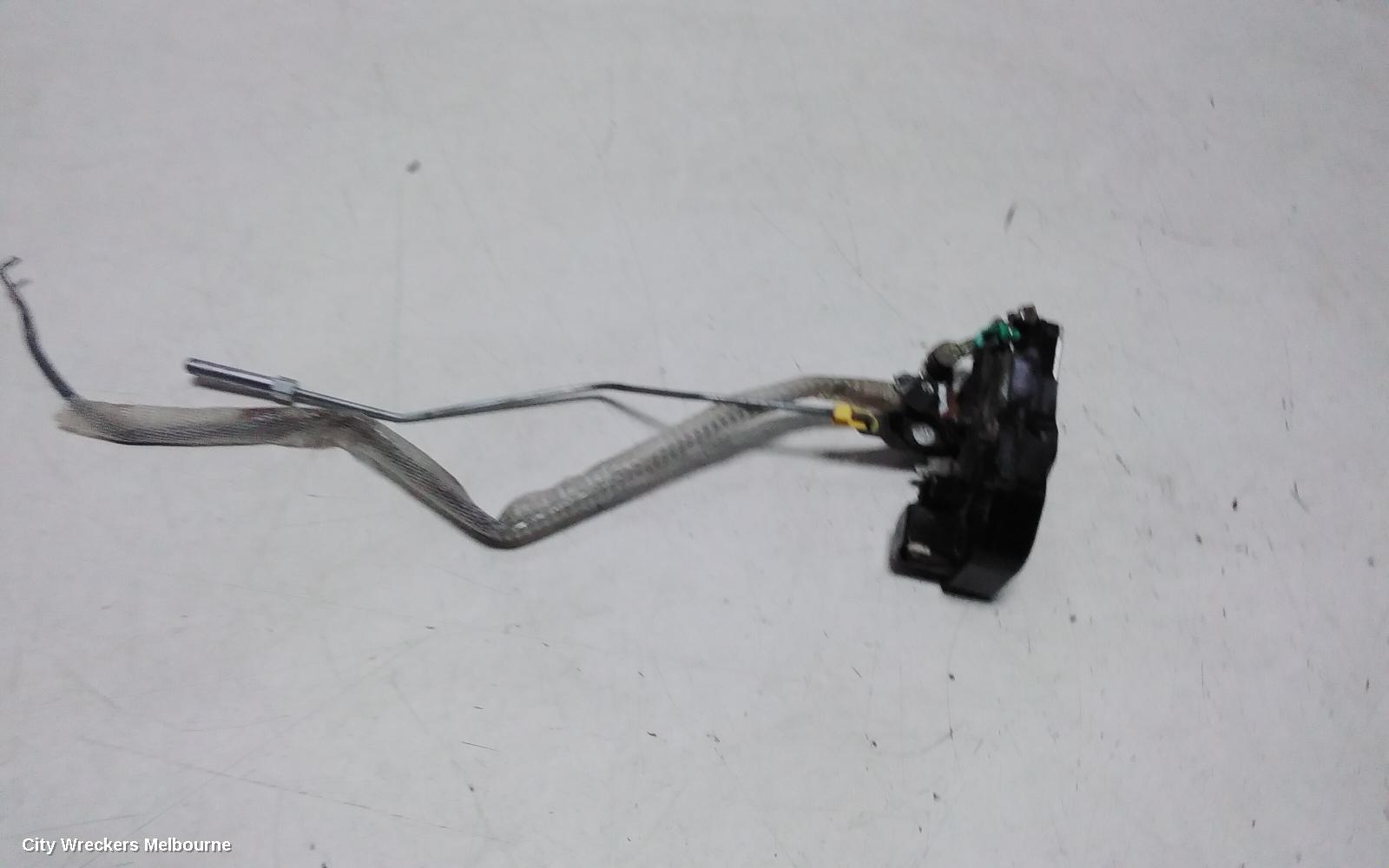 CHRYSLER 300C DOOR/BOOT/GATE LOCK, RIGHT FRONT DOOR LOCK, SEDAN/WAGON, 11/2005 - 12/2011