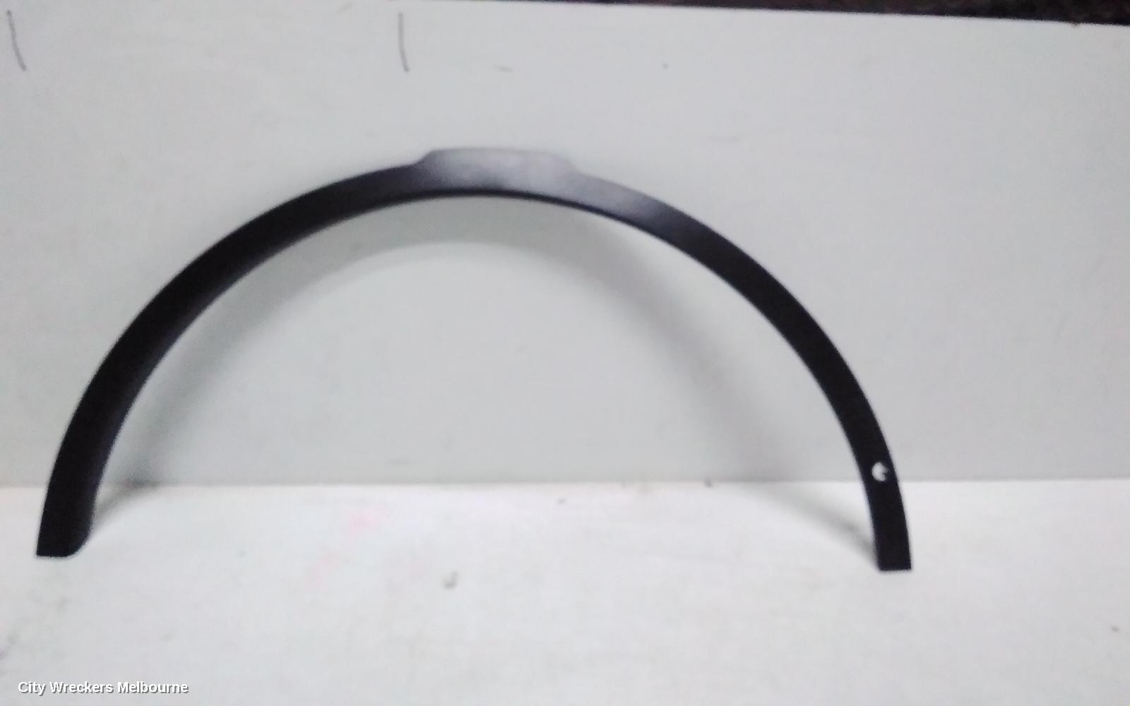 LAND ROVER DISCOVERY WHEEL ARCH FLARE, L462, RH FRONT, W/ PARK SENSOR TYPE, MATTE BLACK, 12/2016 ONWARDS