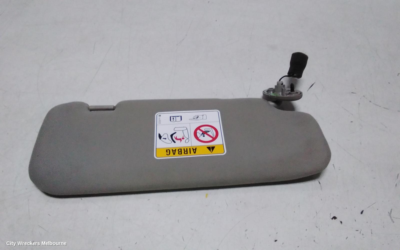 HOLDEN CAPTIVA SUNVISOR, CG, LH SIDE, FABRIC, W/ LIGHT TYPE, 01/2011 - 06/2018