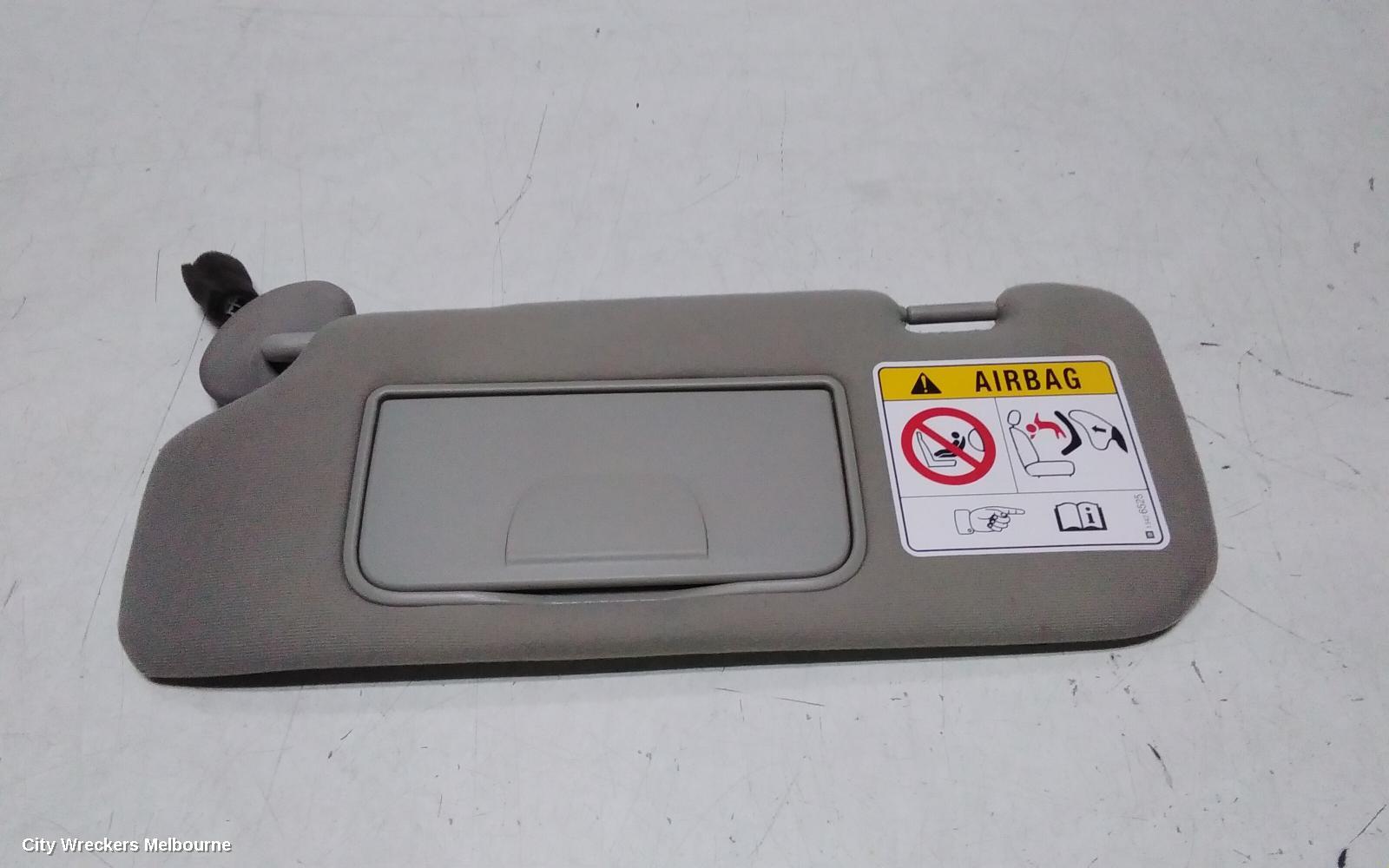 HOLDEN CAPTIVA SUNVISOR, CG, LH SIDE, FABRIC, W/ LIGHT TYPE, 01/2011 - 06/2018