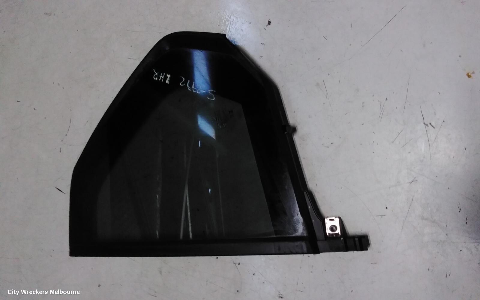 VOLKSWAGEN GOLF LEFT REAR 1/4 DOOR GLASS, GEN 8, 09/2020 ONWARDS