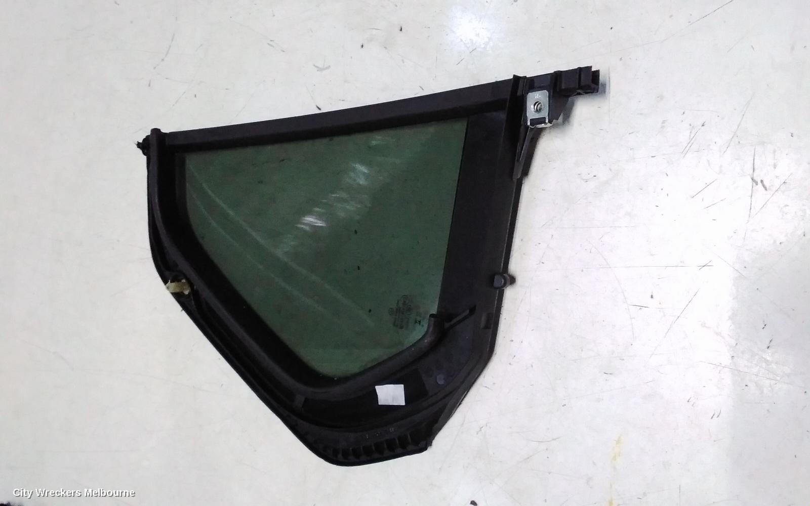 VOLKSWAGEN GOLF LEFT REAR 1/4 DOOR GLASS, GEN 8, 09/2020 ONWARDS