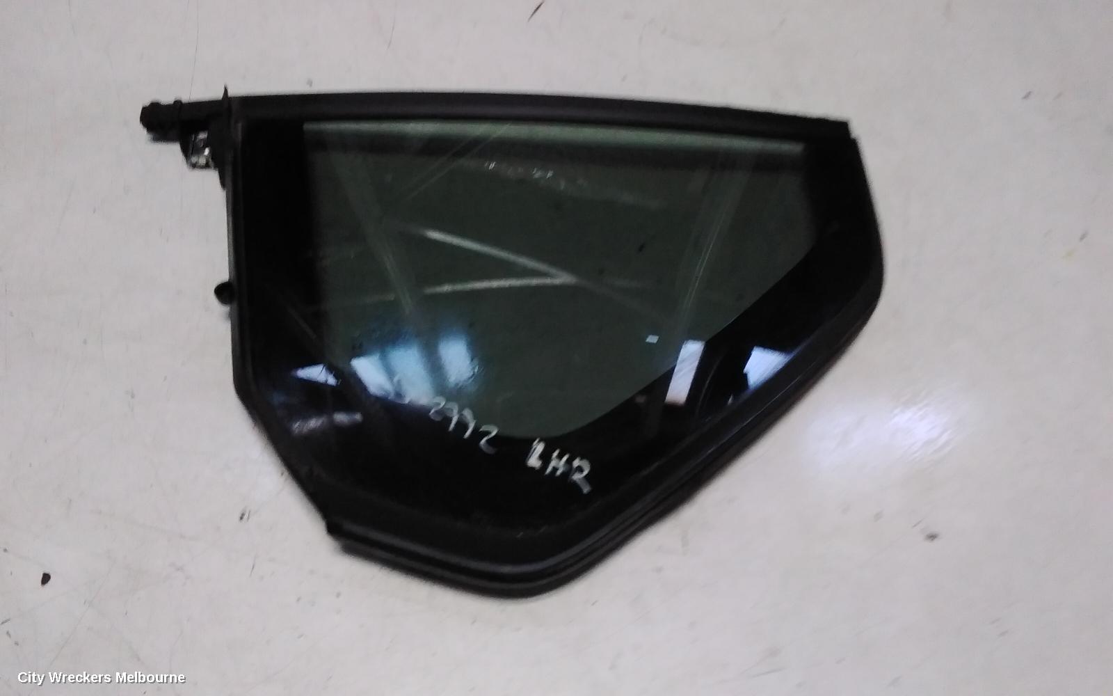 VOLKSWAGEN GOLF LEFT REAR 1/4 DOOR GLASS, GEN 8, 09/2020 ONWARDS