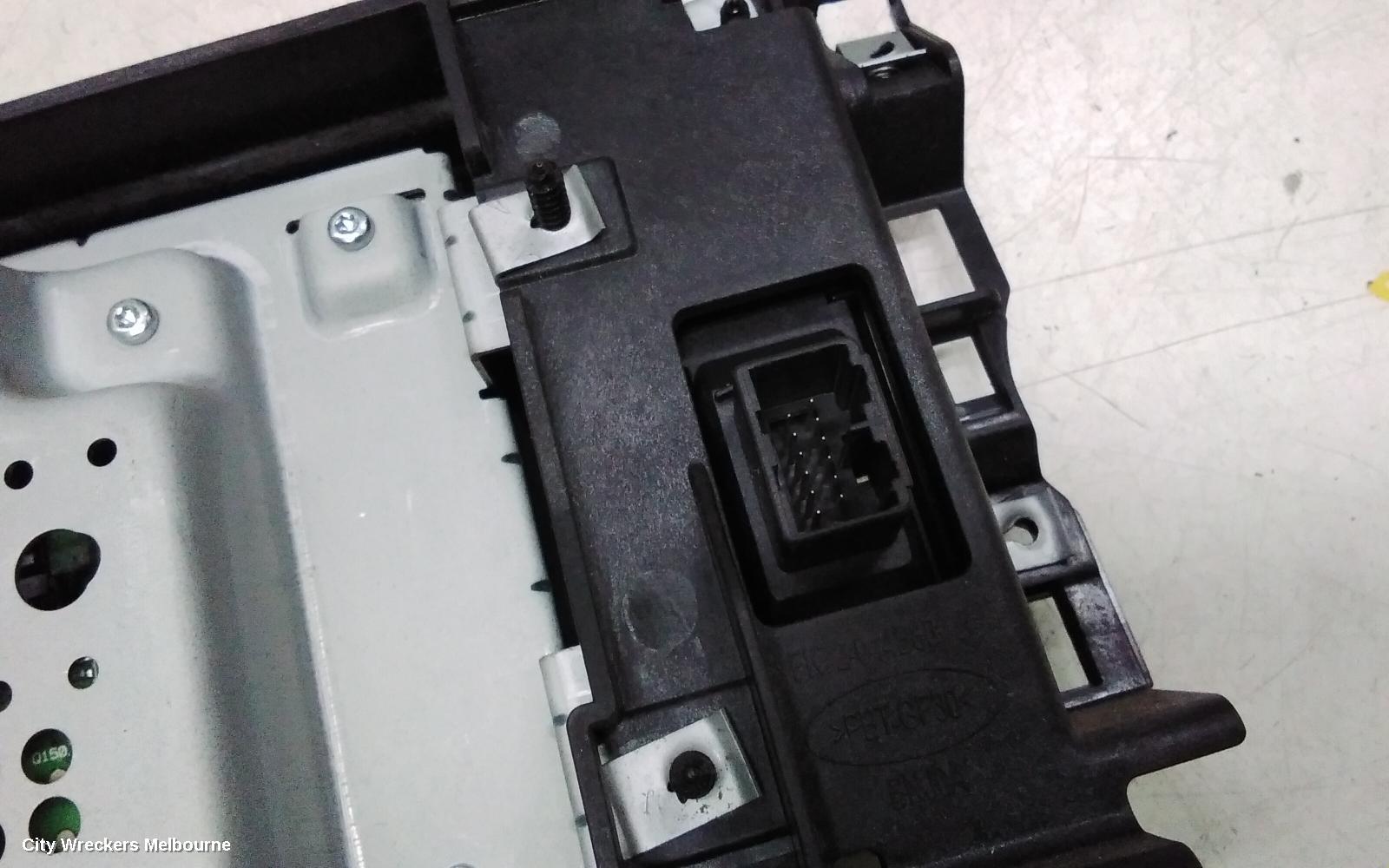 LAND ROVER DISCOVERY SPORT RADIO/CD/DVD/SAT/TV, DISPLAY UNIT, 8IN TOUCHSCREEN, L550, 01/2015 - 06/2019