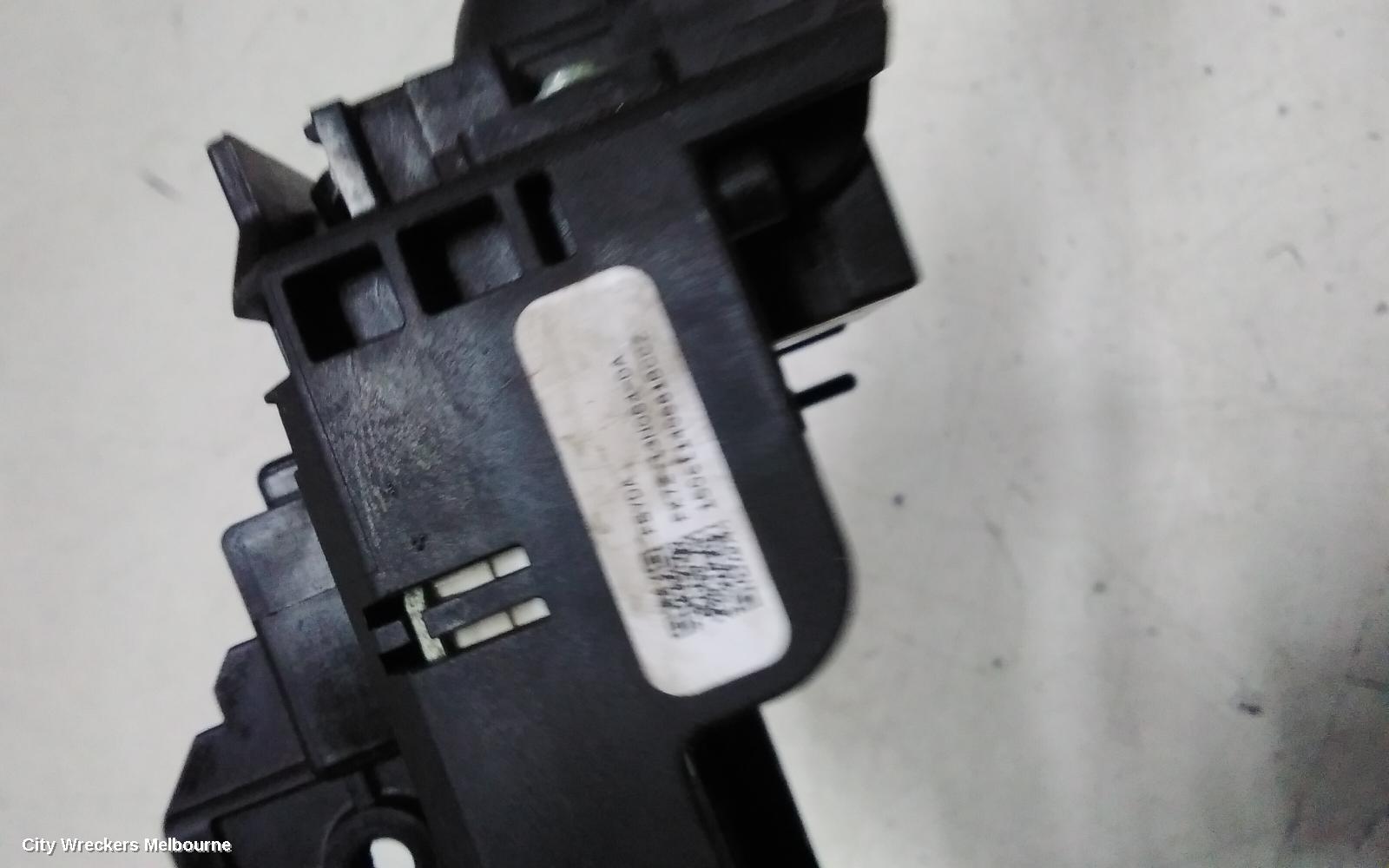 LAND ROVER DISCOVERY SPORT COMBINATION SWITCH, COMBINATION SWITCH ASSY,  W/ FRONT/REAR FOGLAMP TYPE, 01/2015 - 06/2019