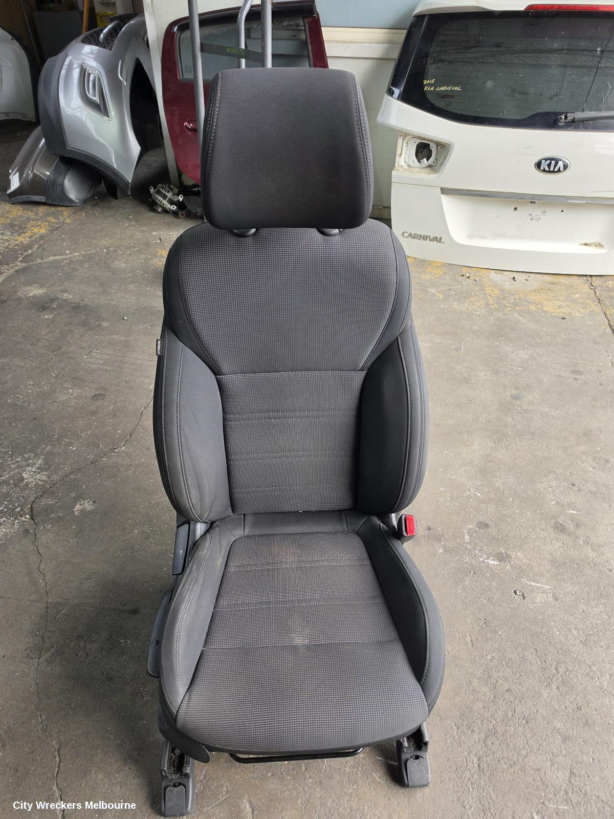 KIA SORENTO FRONT SEAT, RH FRONT, UM, CLOTH, SI, 03/2015 - 02/2020