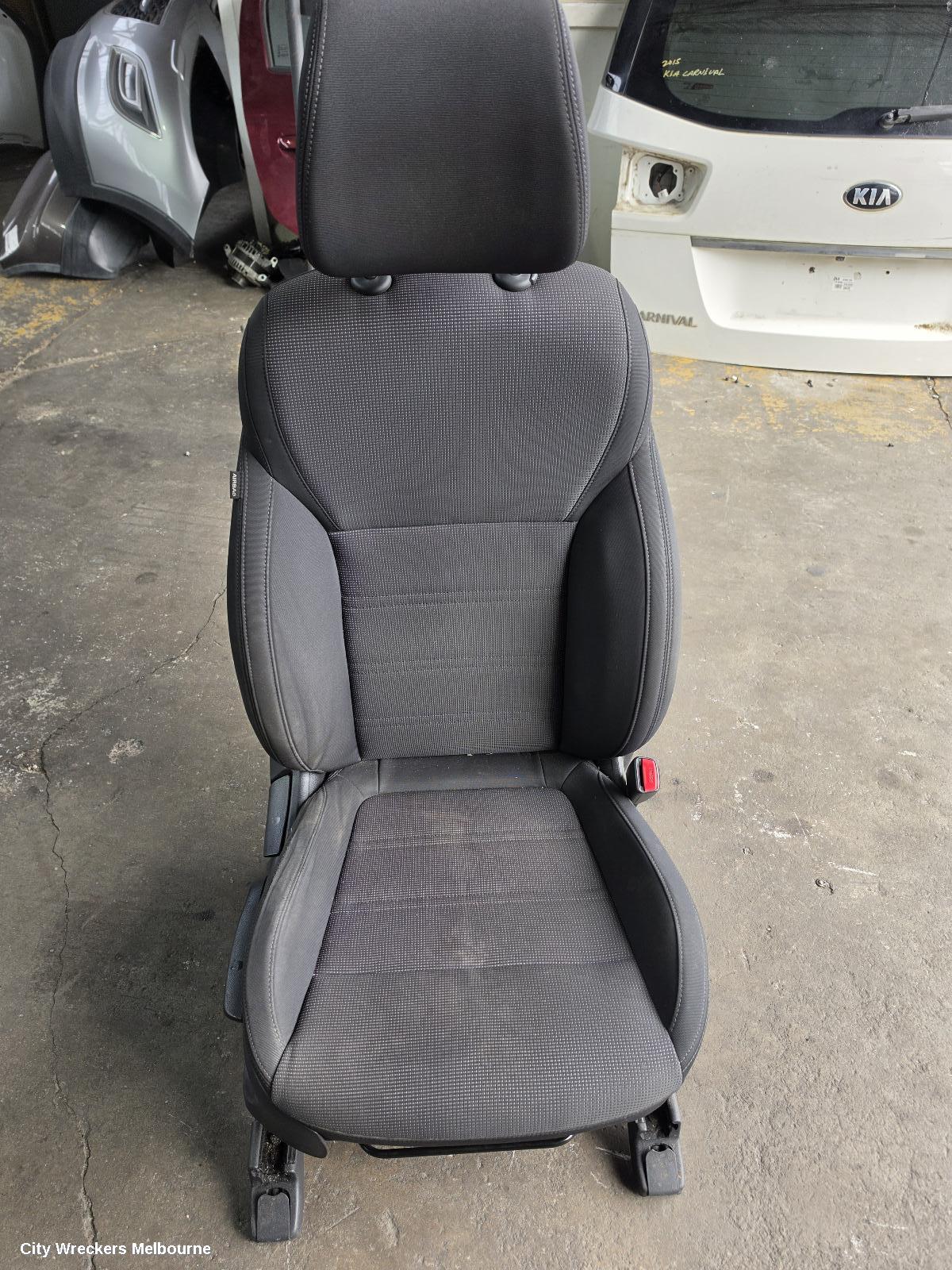 KIA SORENTO FRONT SEAT, RH FRONT, UM, CLOTH, SI, 03/2015 - 02/2020