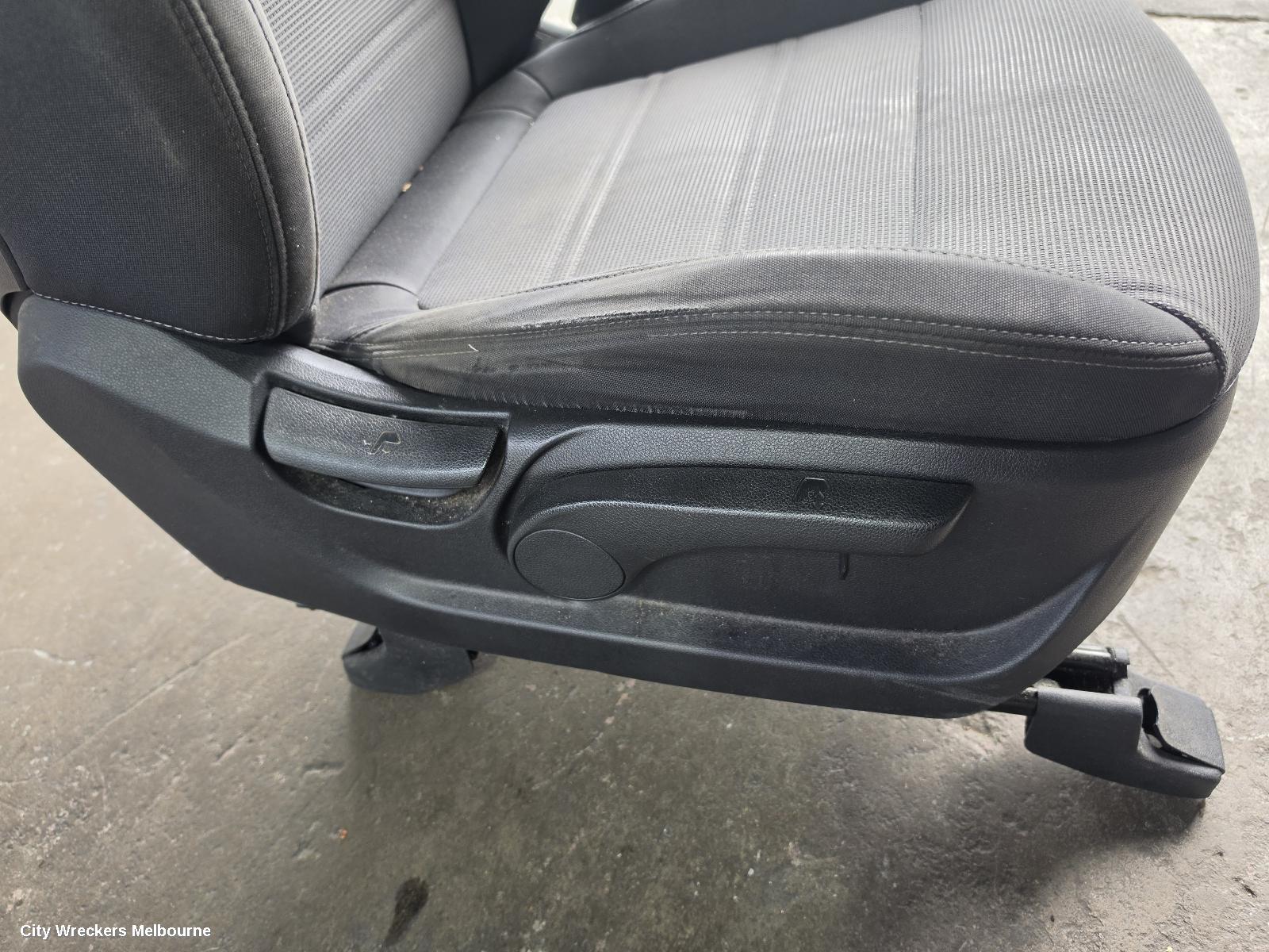 KIA SORENTO FRONT SEAT, RH FRONT, UM, CLOTH, SI, 03/2015 - 02/2020