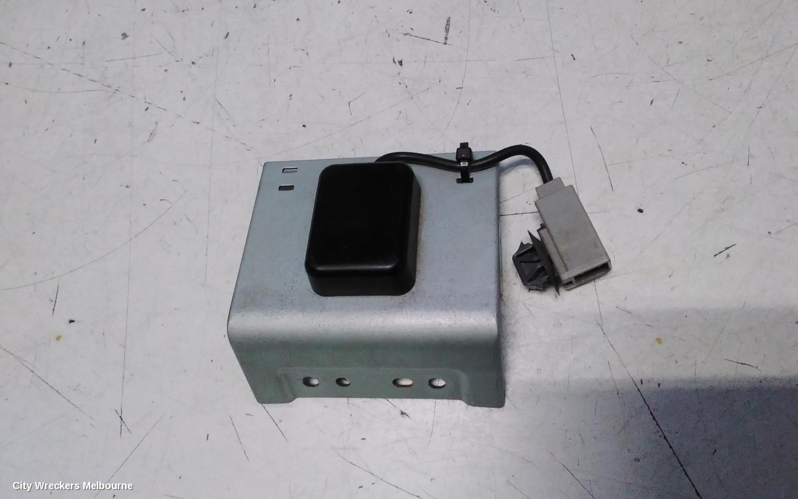 HONDA CIVIC RADIO/CD/DVD/SAT/TV, CONTROL/HEAD UNIT, 9TH GEN, HATCH, NON CD RDS TYPE, 02/2012 - 03/2015