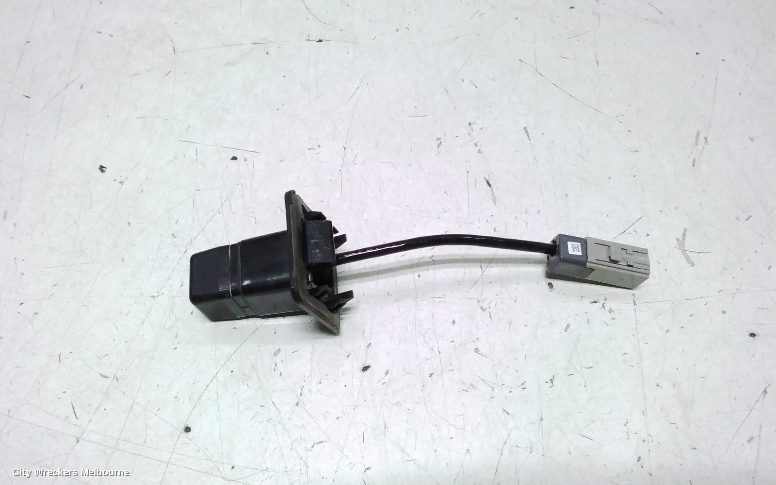 SUBARU OUTBACK REVERSE CAMERA, REVERSE CAMERA, 6TH GEN, 08/2014 - 12/2020