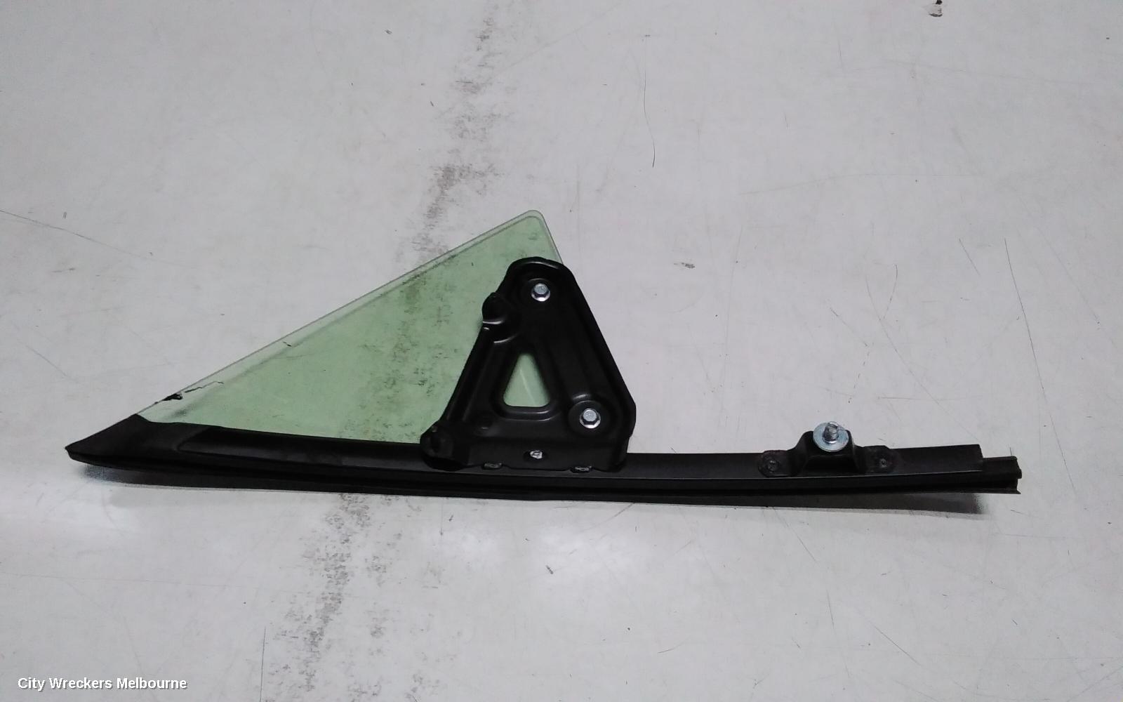 TOYOTA 86 LEFT FRONT 1/4 DOOR GLASS, ZN6, 04/2012 - 09/2021