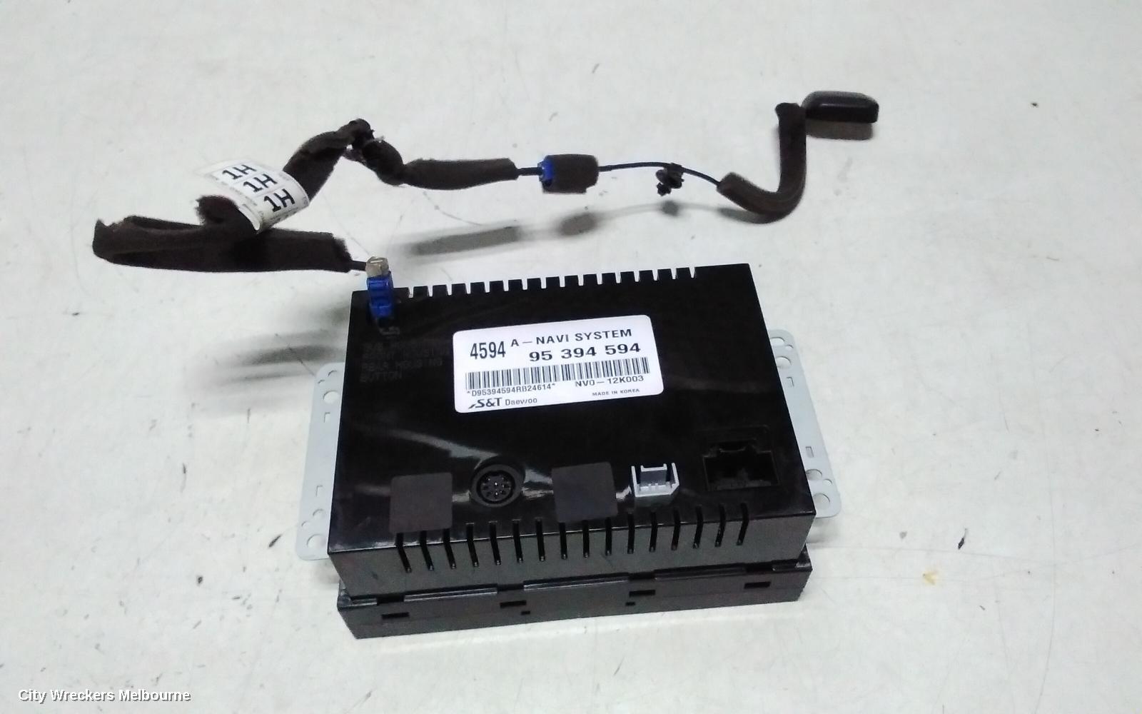 HOLDEN CAPTIVA RADIO/CD/DVD/SAT/TV, DISPLAY UNIT ONLY, SAT NAV TYPE, 4 PLUG ON BACK TYPE, CG, 01/2011 - 09/2015