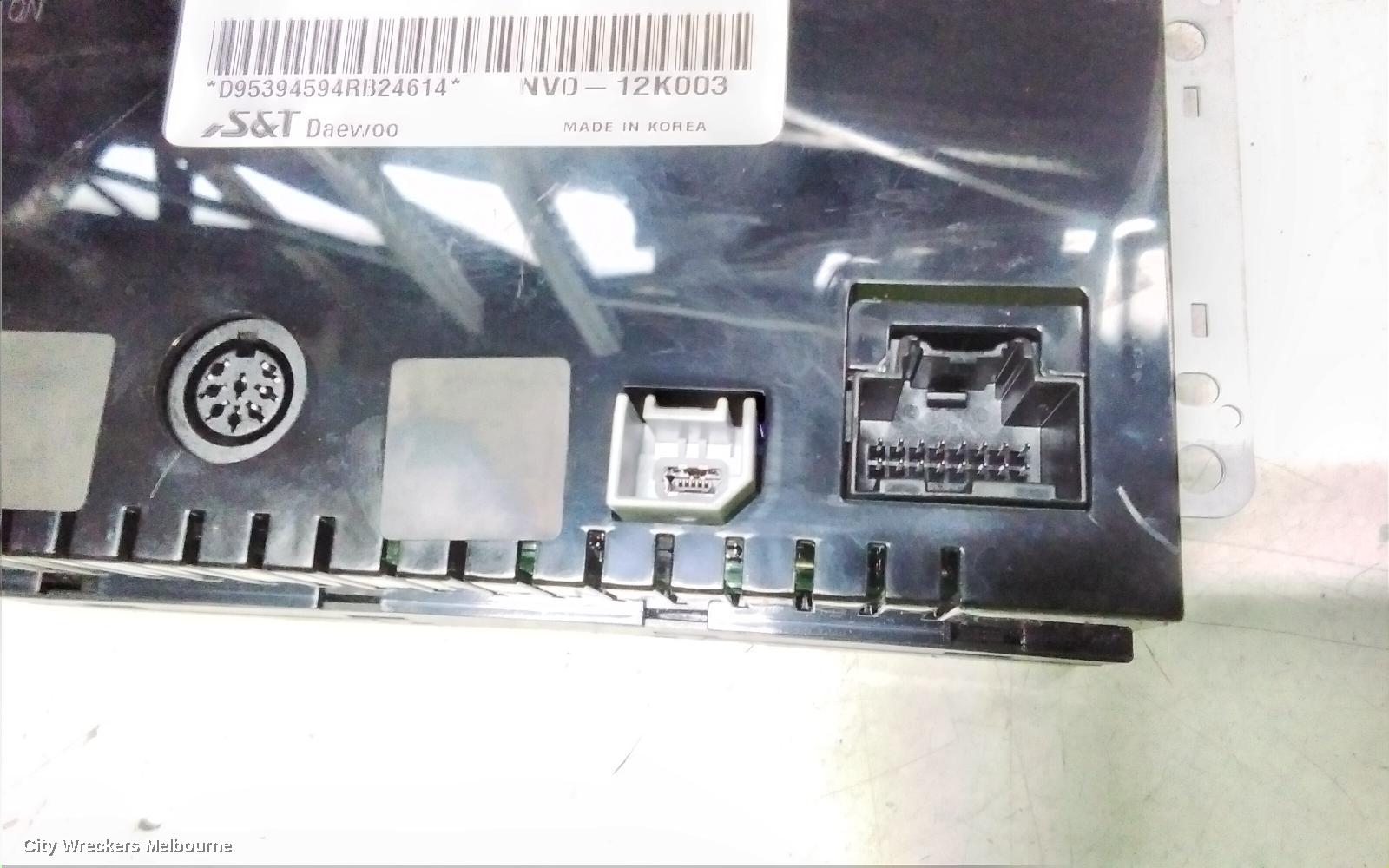 HOLDEN CAPTIVA RADIO/CD/DVD/SAT/TV, DISPLAY UNIT ONLY, SAT NAV TYPE, 4 PLUG ON BACK TYPE, CG, 01/2011 - 09/2015