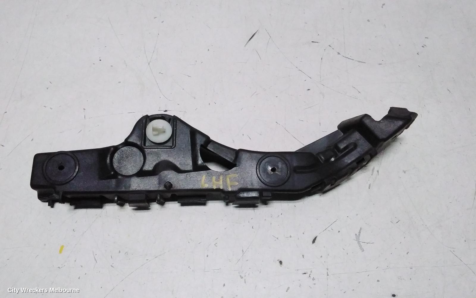 HOLDEN CAPTIVA, CG SERIES 2 03/2011 - 06/2018, LHF  BARSLIDE / BAR BRACKET : 145659