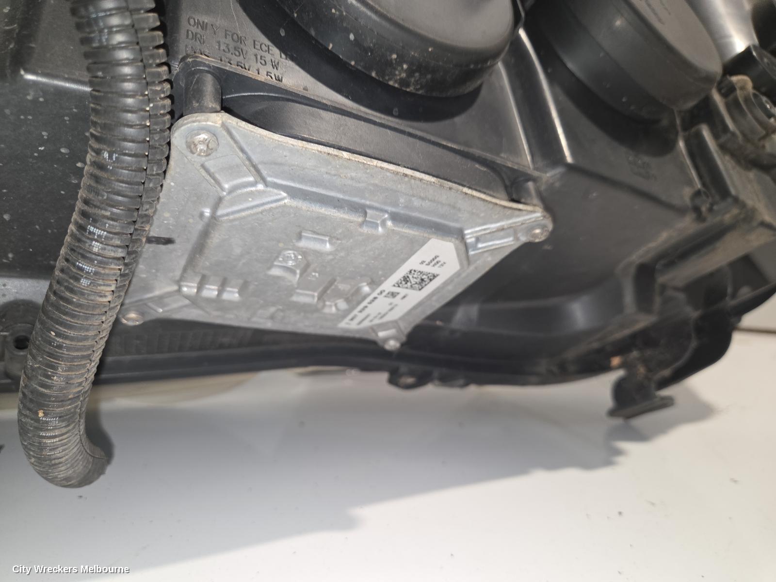 FIAT DUCATO RIGHT HEADLAMP, W/ LED TYPE, 10/2014 ONWARDS