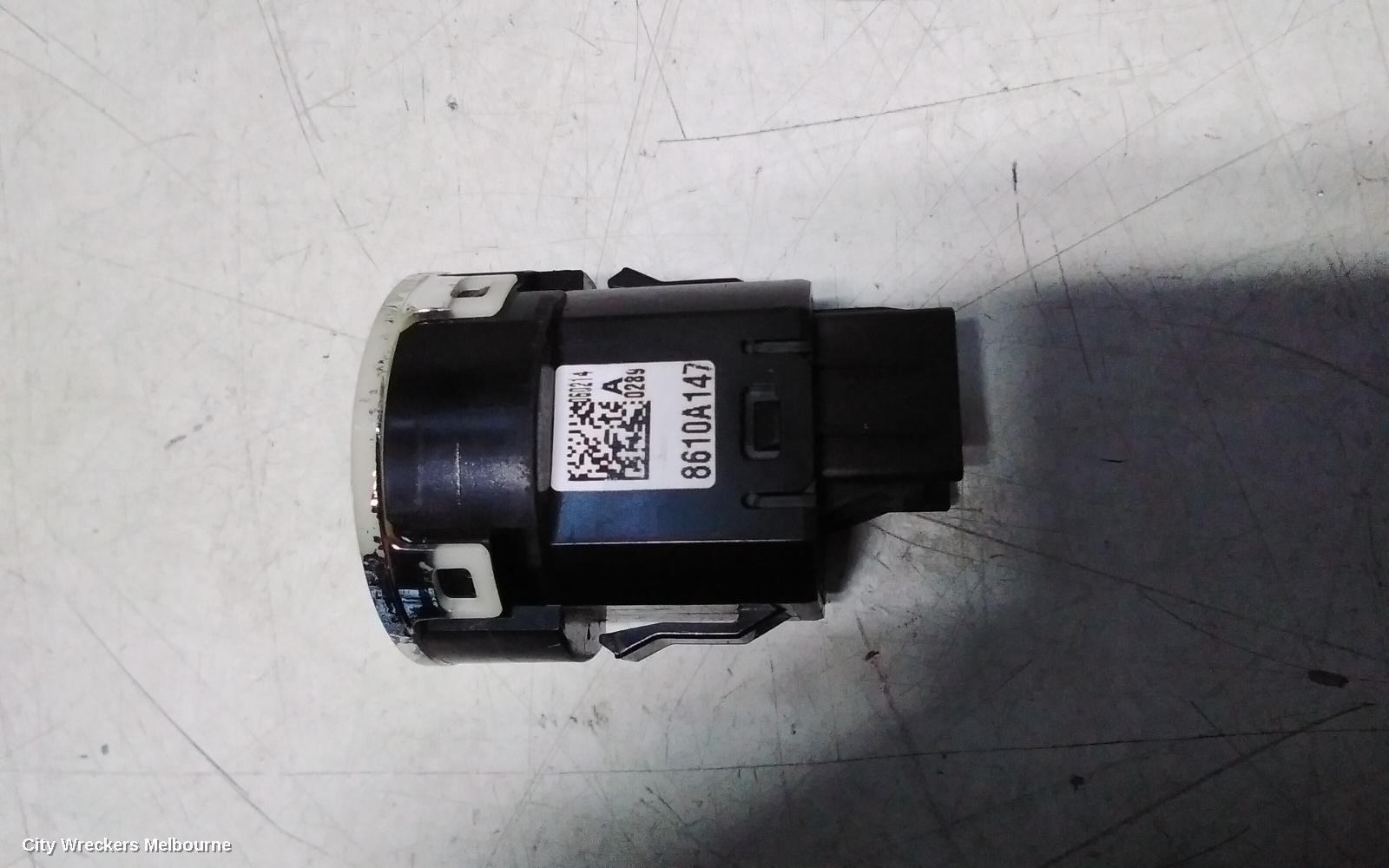 MITSUBISHI OUTLANDER, ZJ, 4WD CONTROL SWITCH, 10/2012 - 03/2015