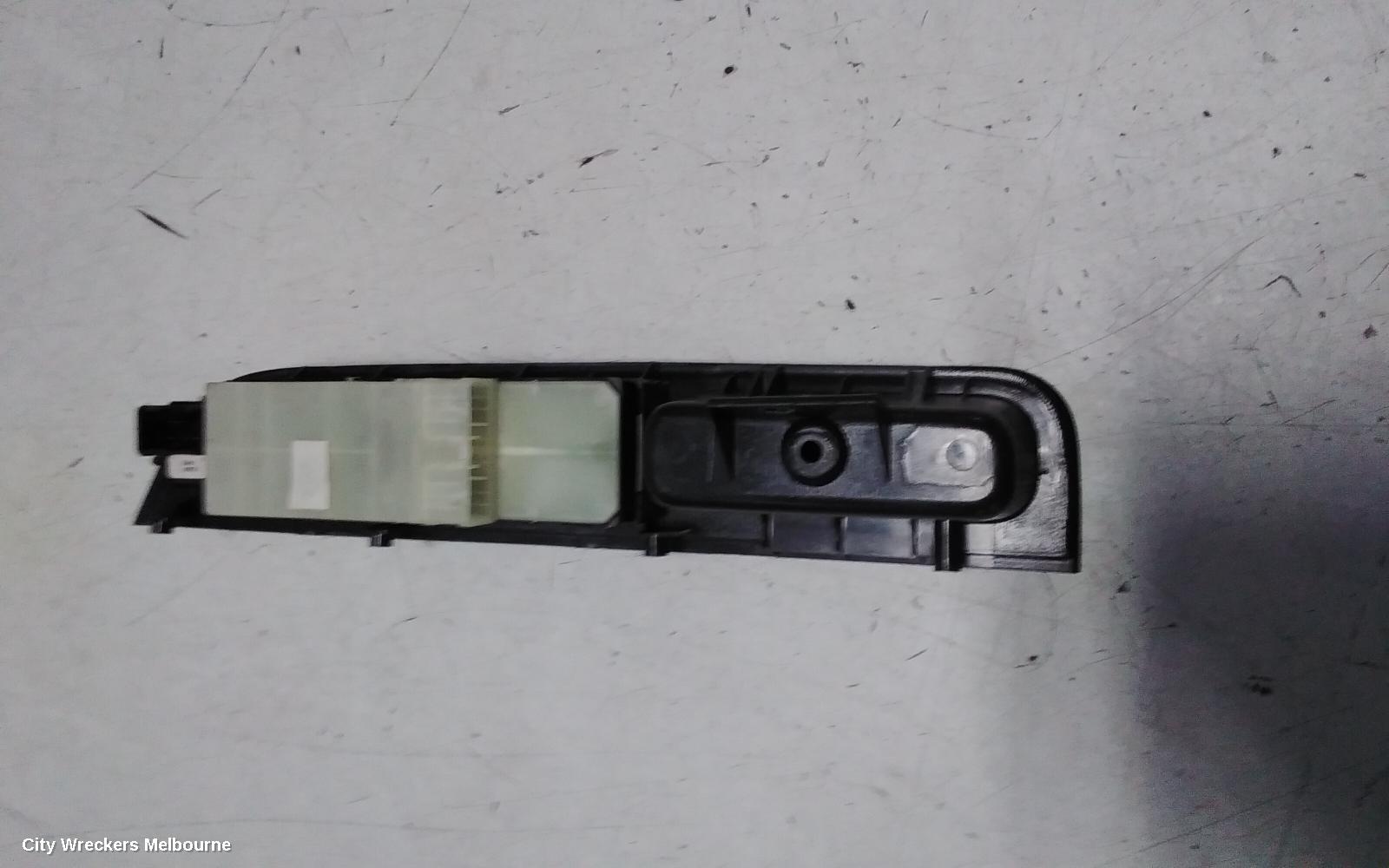 SUZUKI SWIFT PWR DR WIND SWITCH, RH FRONT (MASTER SWITCH), RS415/RS416, 09/2004 - 02/2011
