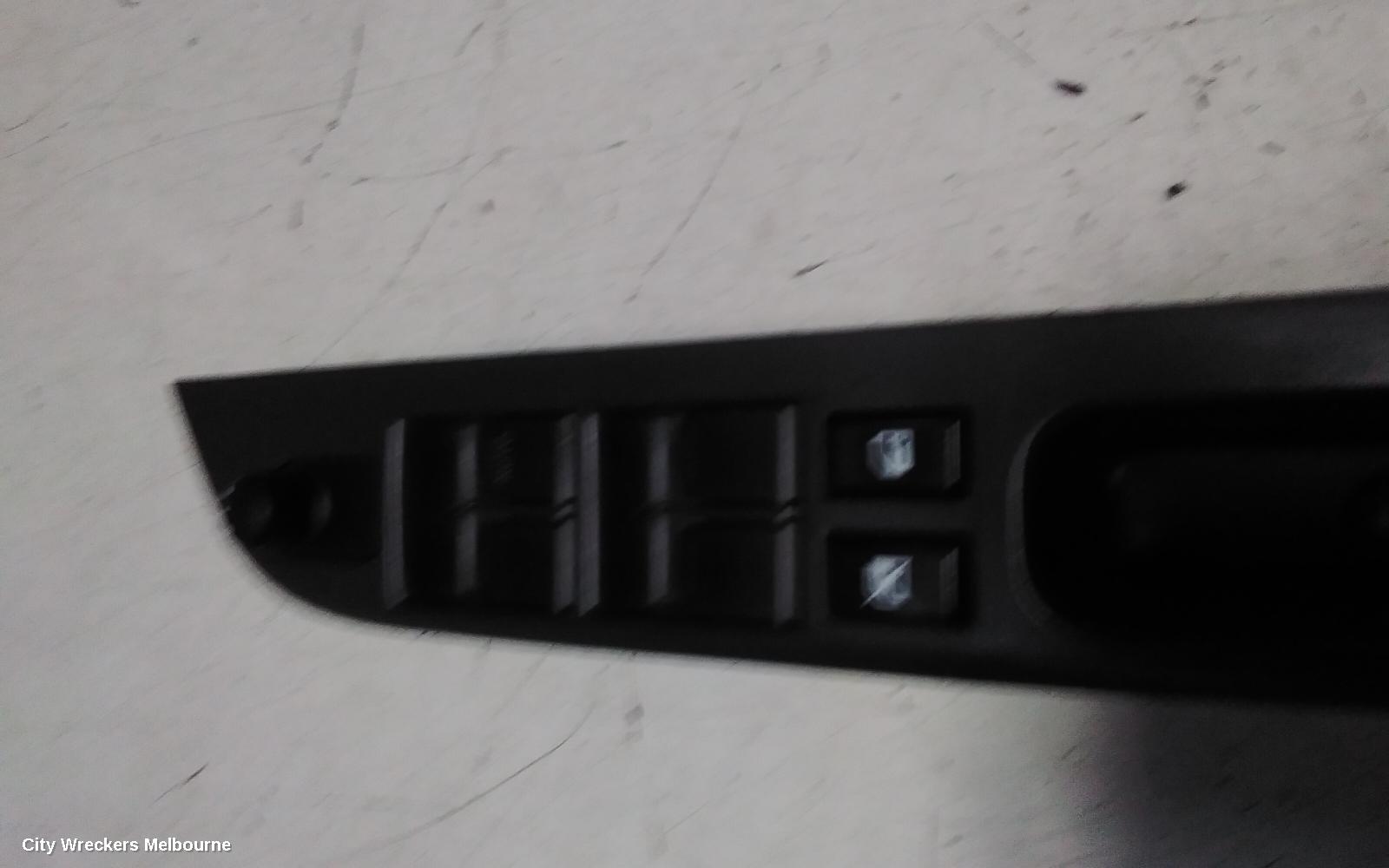 SUZUKI SWIFT PWR DR WIND SWITCH, RH FRONT (MASTER SWITCH), RS415/RS416, 09/2004 - 02/2011