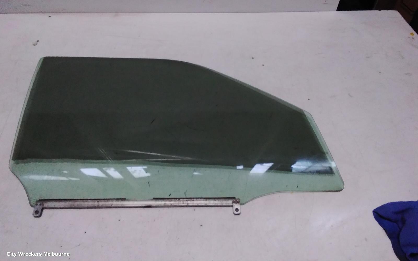 SUZUKI SWIFT RIGHT FRONT DOOR WINDOW, RS415/RS416, 09/2004 - 02/2011