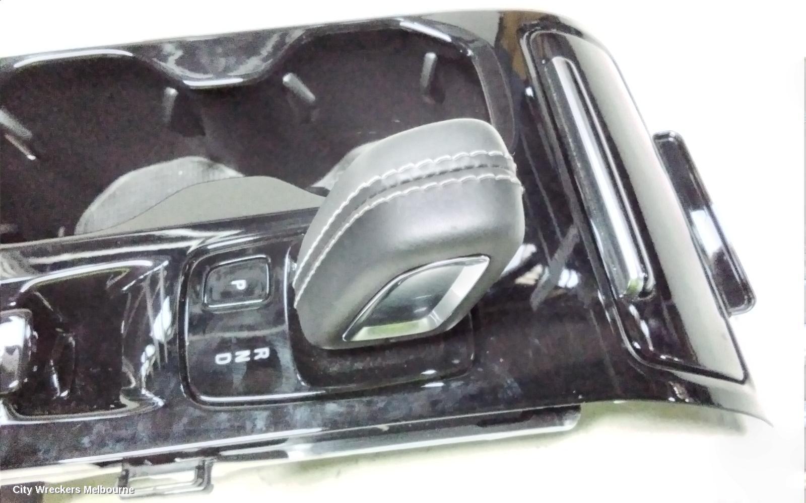 VOLVO XC40 GEAR STICK/SHIFTER, AUTO, AWD, PETROL, 2.0, TURBO, AWF8G45, 06/2022 ONWARDS
