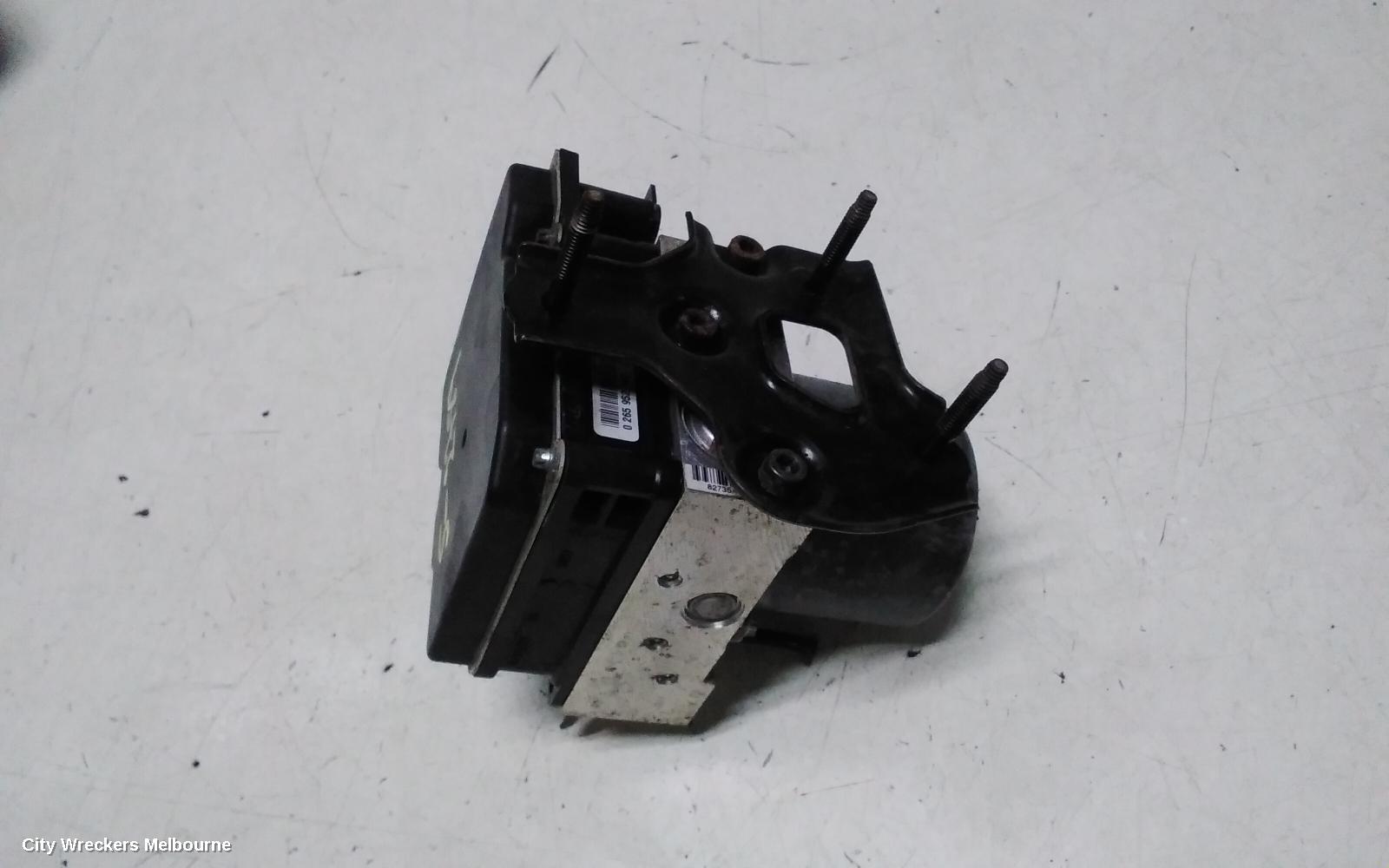 TOYOTA TARAGO ABS PUMP/MODULATOR, ACR50R/GSR50R, P/N 4454028210, 01/2006 - 06/2020