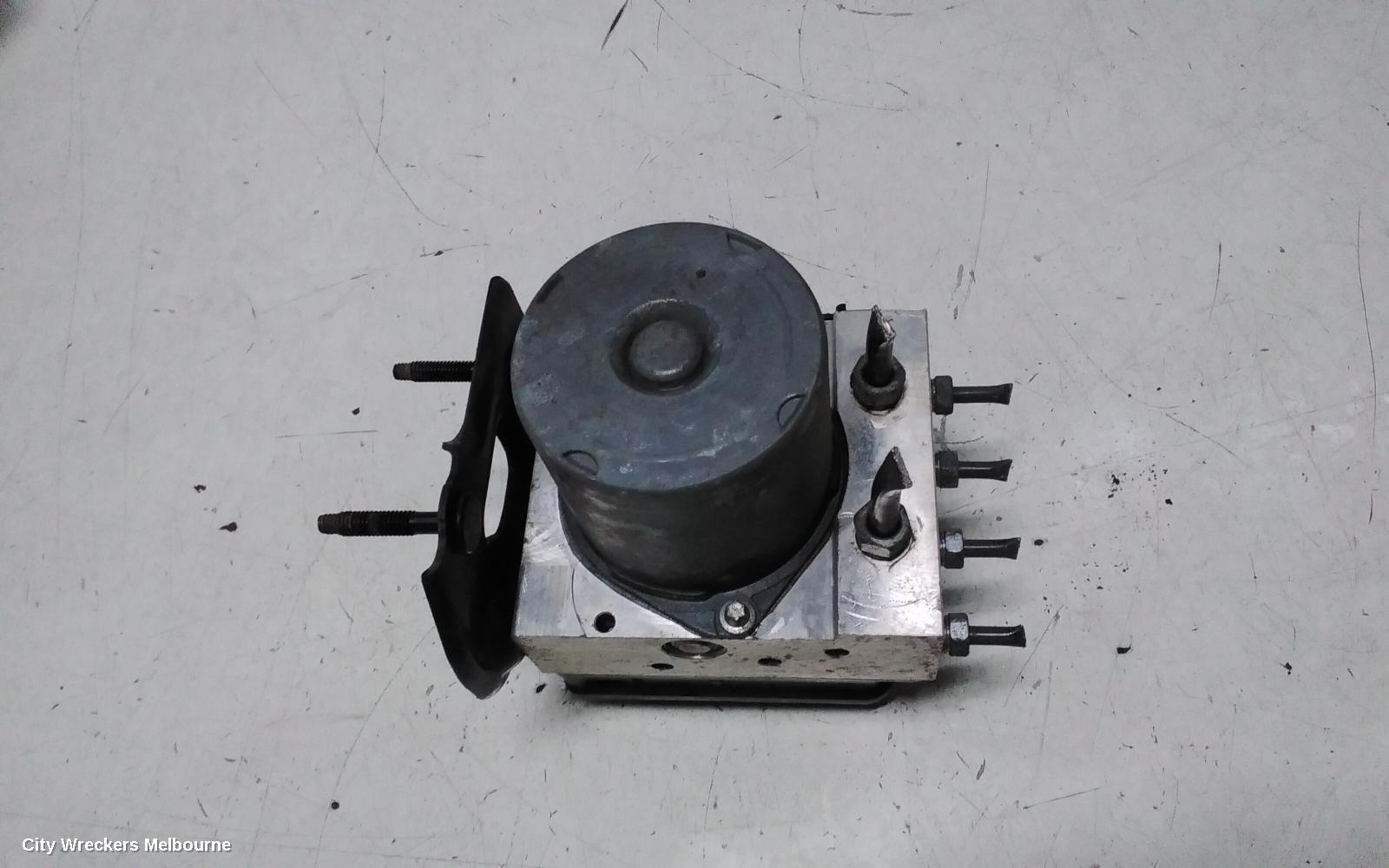 TOYOTA TARAGO ABS PUMP/MODULATOR, ACR50R/GSR50R, P/N 4454028210, 01/2006 - 06/2020