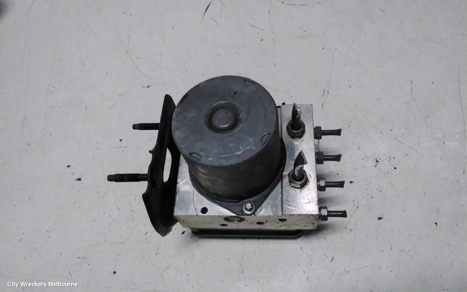TOYOTA TARAGO ABS PUMP/MODULATOR, ACR50R/GSR50R, P/N 4454028210, 01/2006 - 06/2020