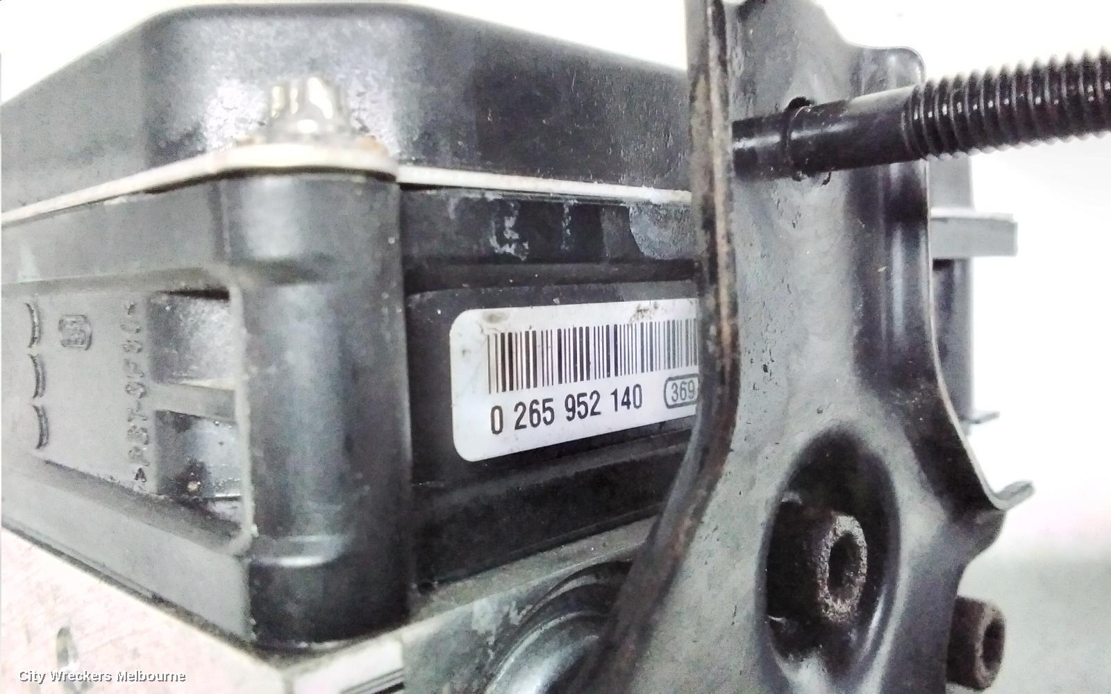 TOYOTA TARAGO ABS PUMP/MODULATOR, ACR50R/GSR50R, P/N 4454028210, 01/2006 - 06/2020