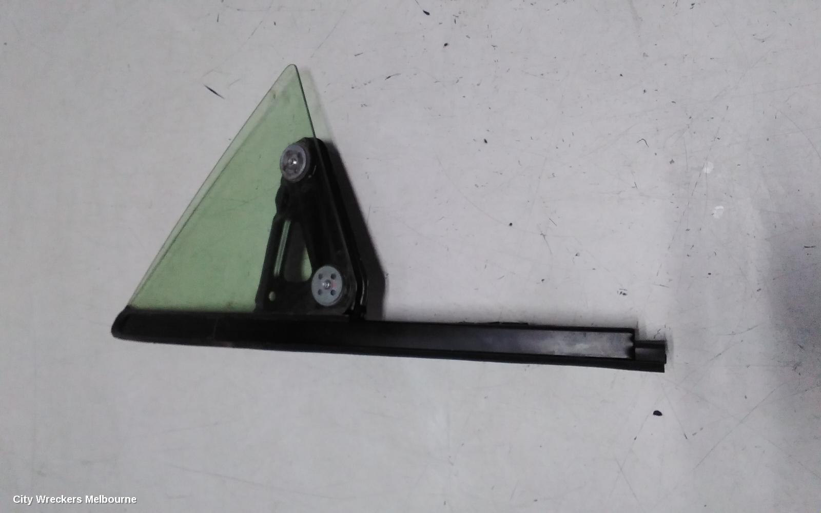TOYOTA 86 RIGHT FRONT 1/4 DOOR GLASS, ZN6, 04/2012 - 09/2021