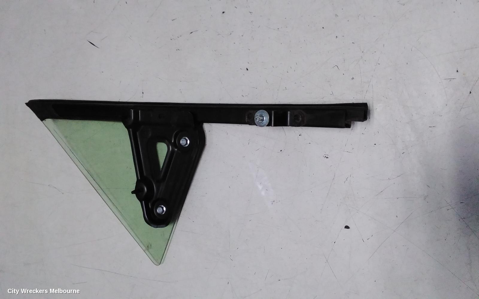 TOYOTA 86 RIGHT FRONT 1/4 DOOR GLASS, ZN6, 04/2012 - 09/2021