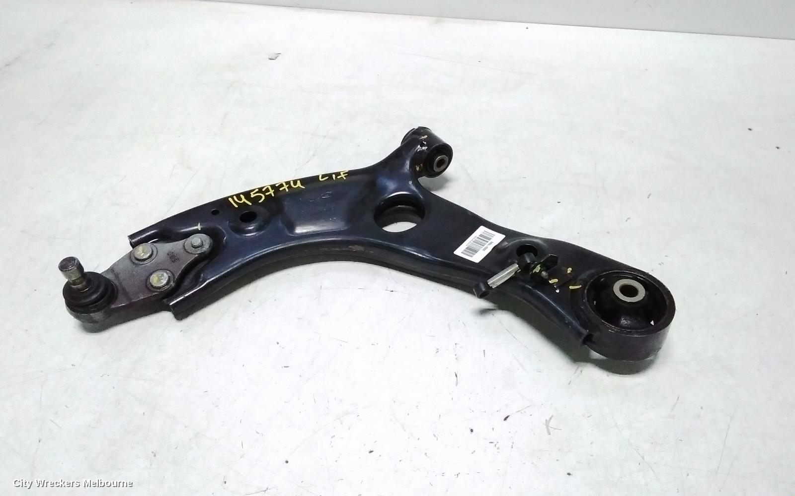 KIA SORENTO LEFT FRONT LOWER CONTROL ARM, UM, 03/2015 - 02/2020